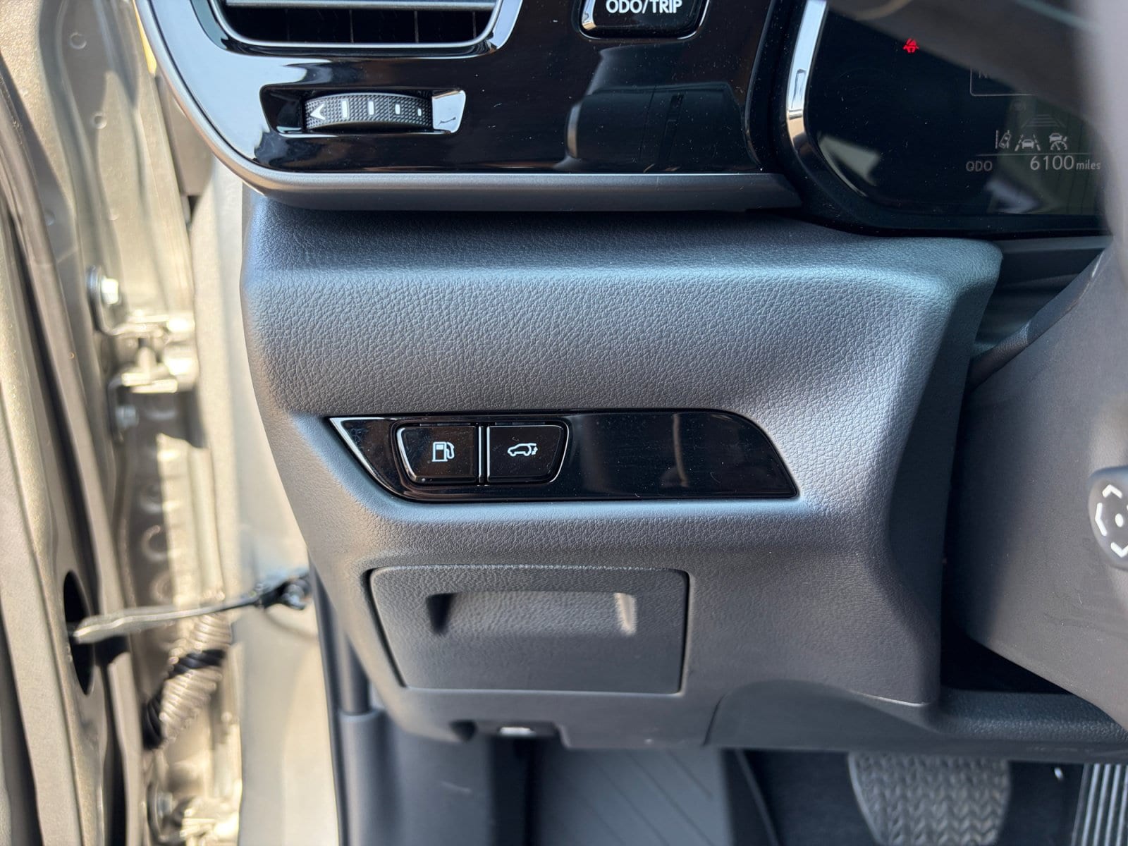 2025 Lexus NX 350 - Photo 13