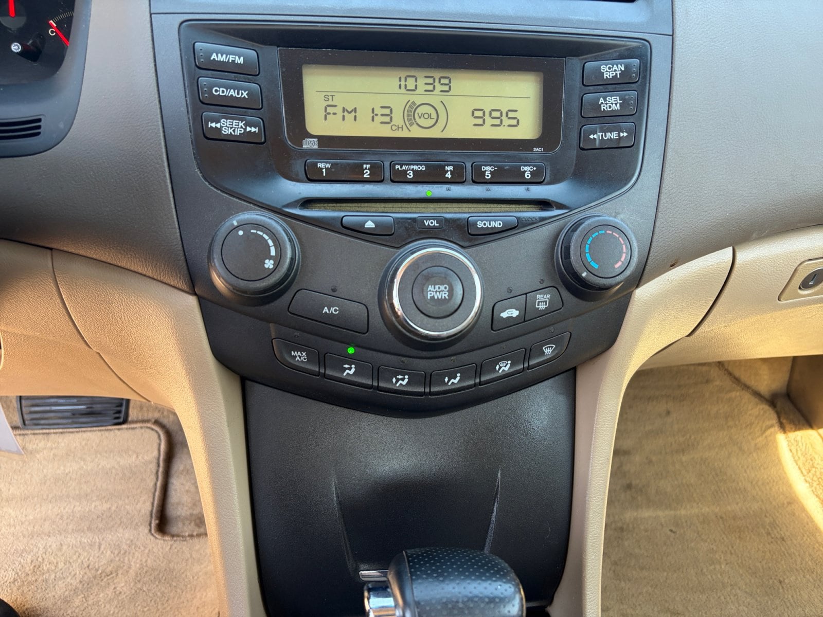2005 Honda Accord LX - Photo 30