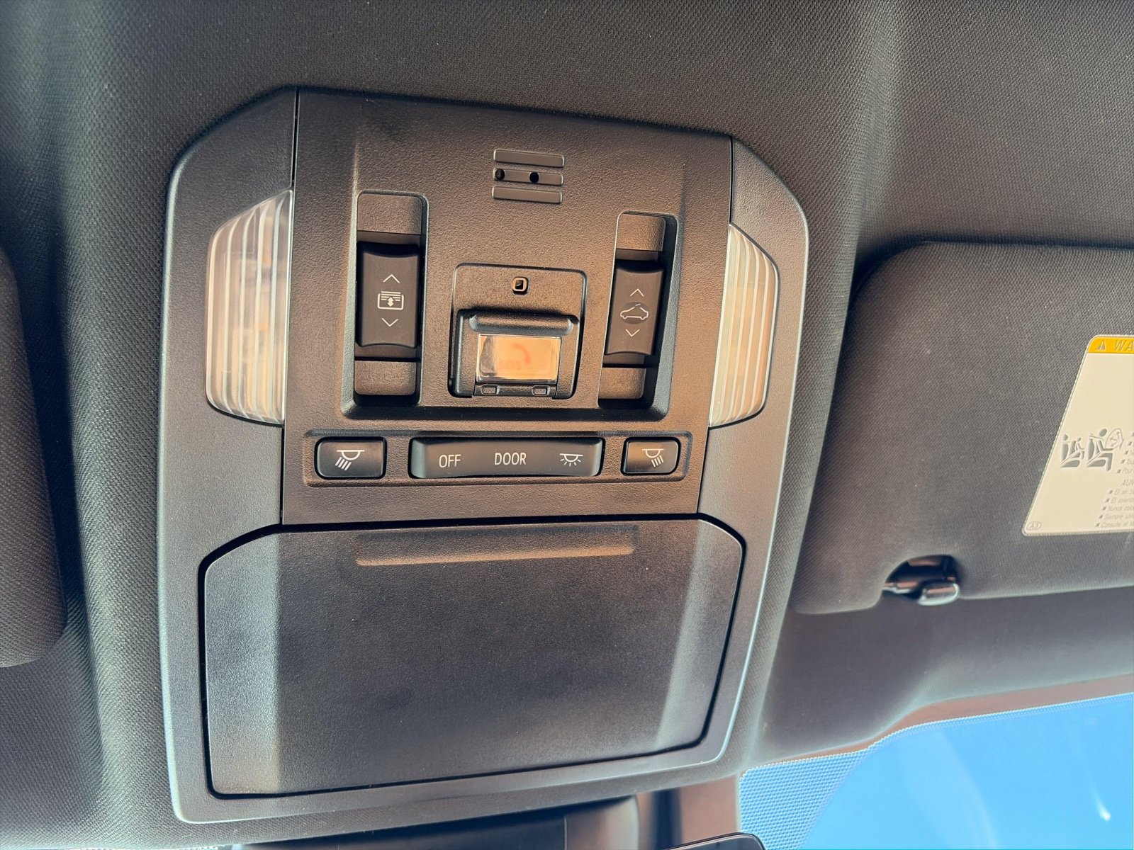 2021 Toyota Highlander Platinum - Photo 24