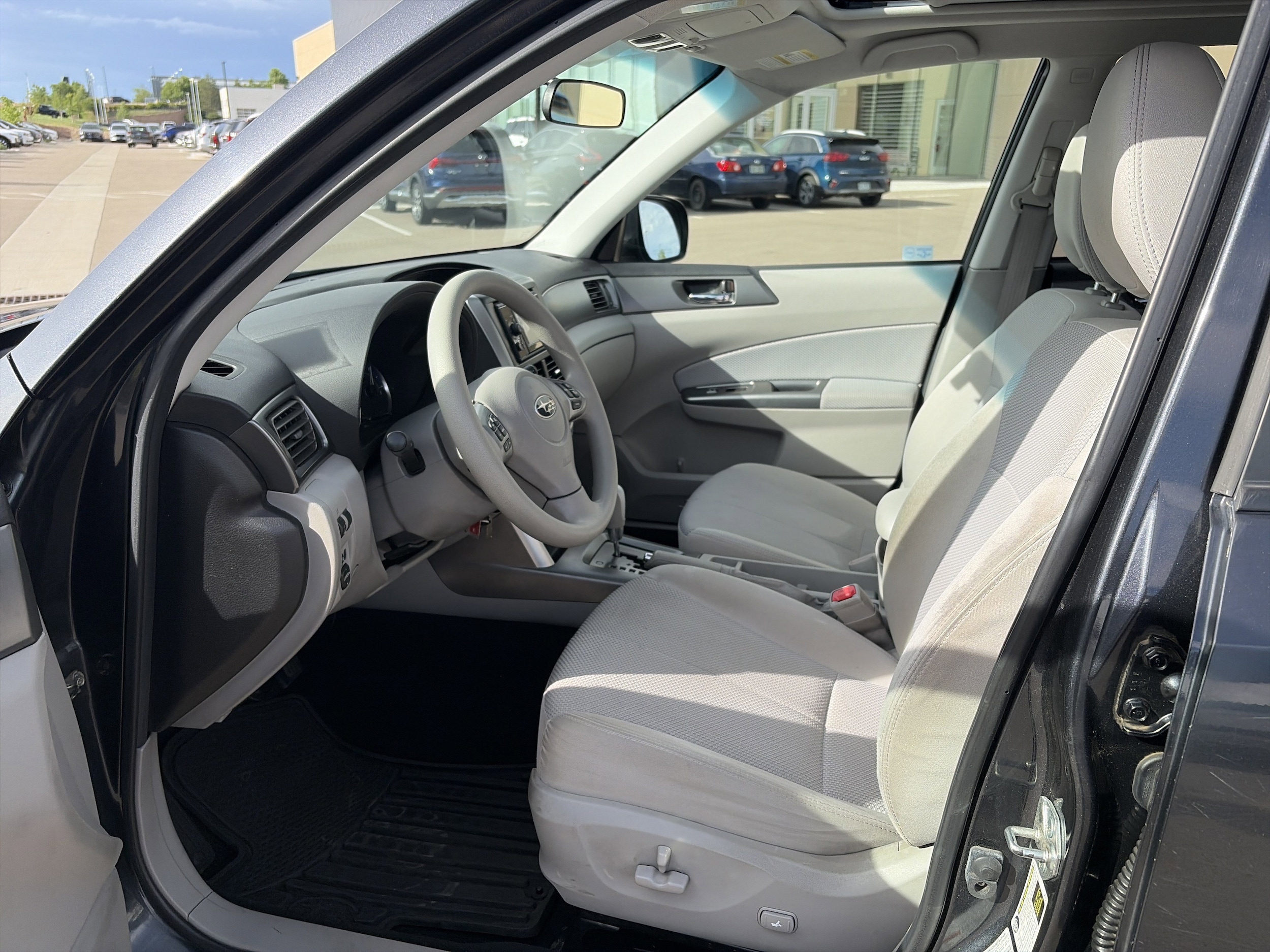 2011 Subaru Forester X Premium Package - Photo 14