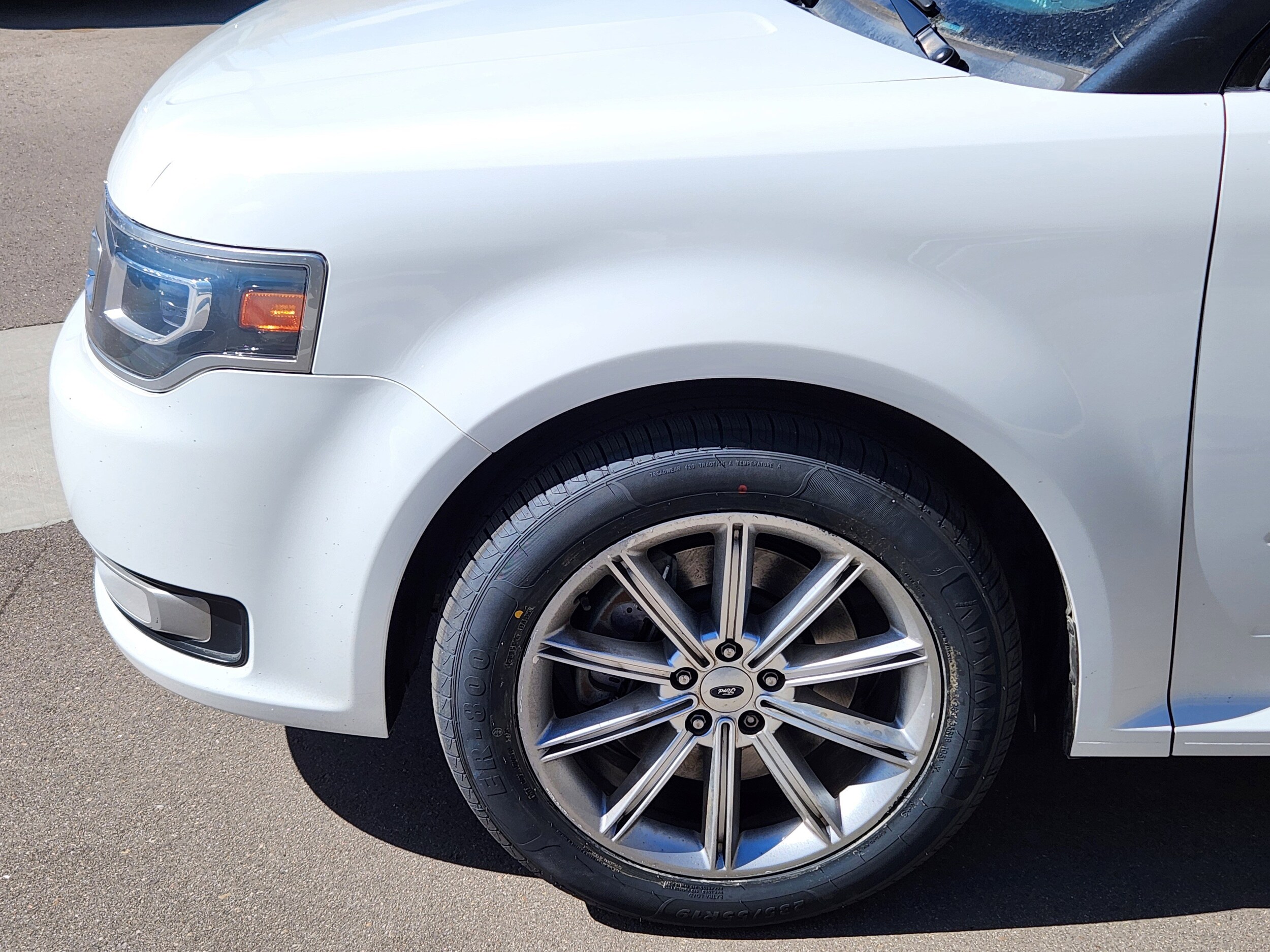 2019 Ford Flex Limited - Photo 9