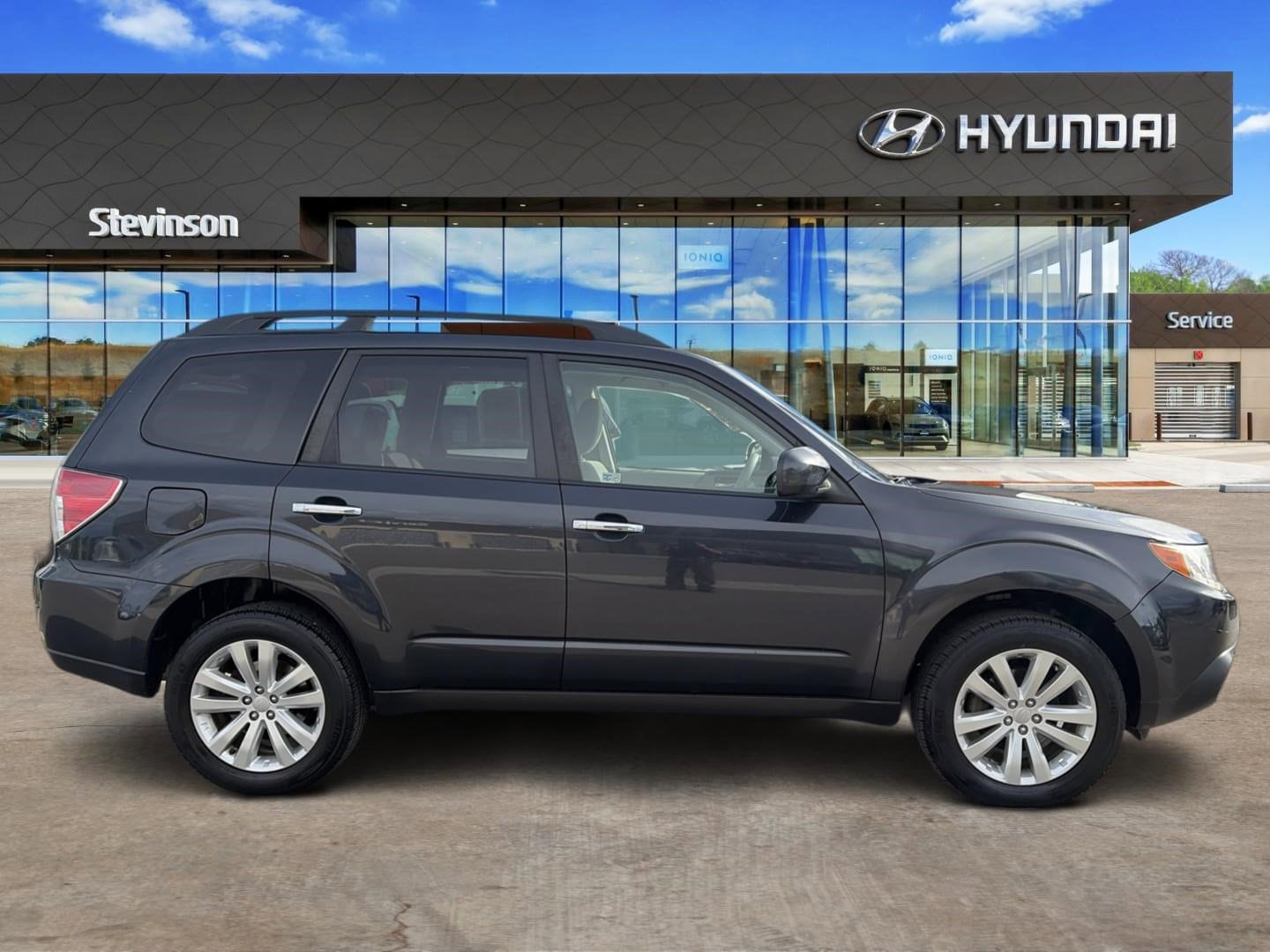 2011 Subaru Forester X Premium Package - Photo 5