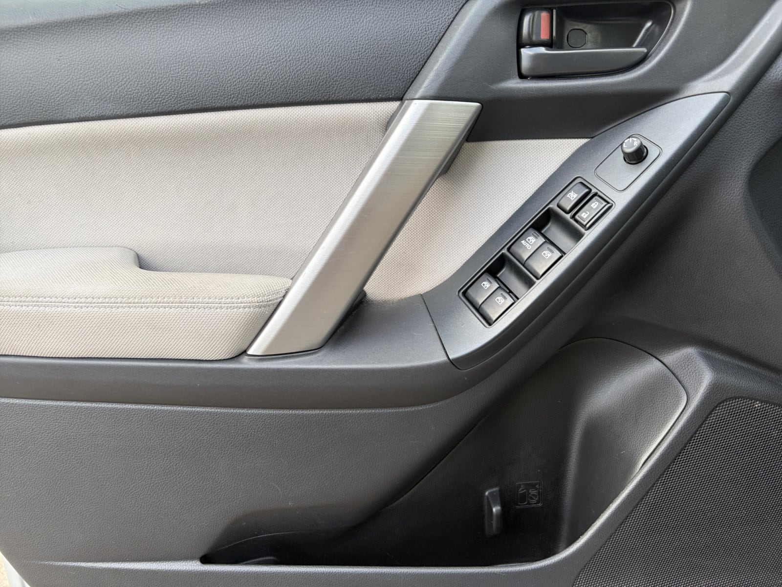 2015 Subaru Forester i Premium - Photo 14