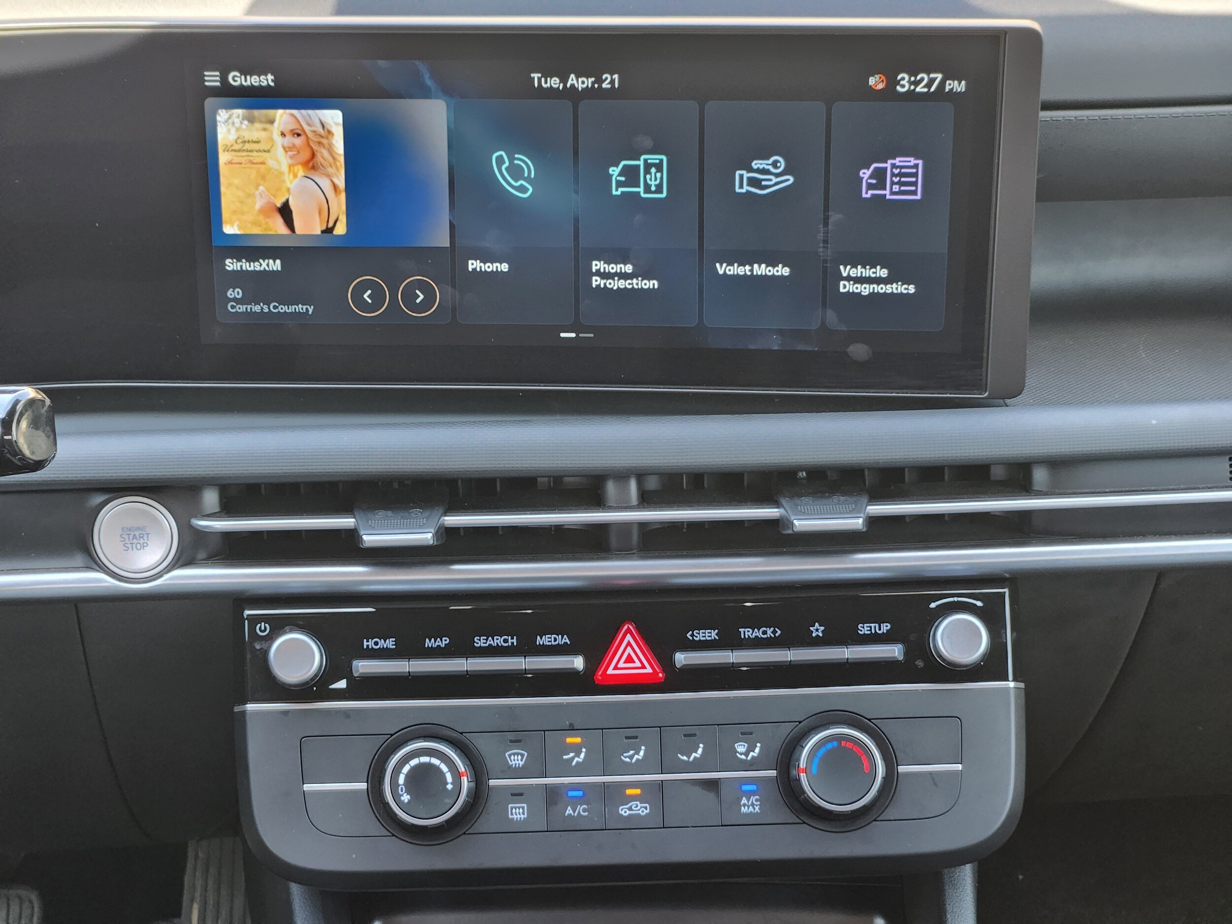 2025 Hyundai Santa Cruz SE - Photo 25