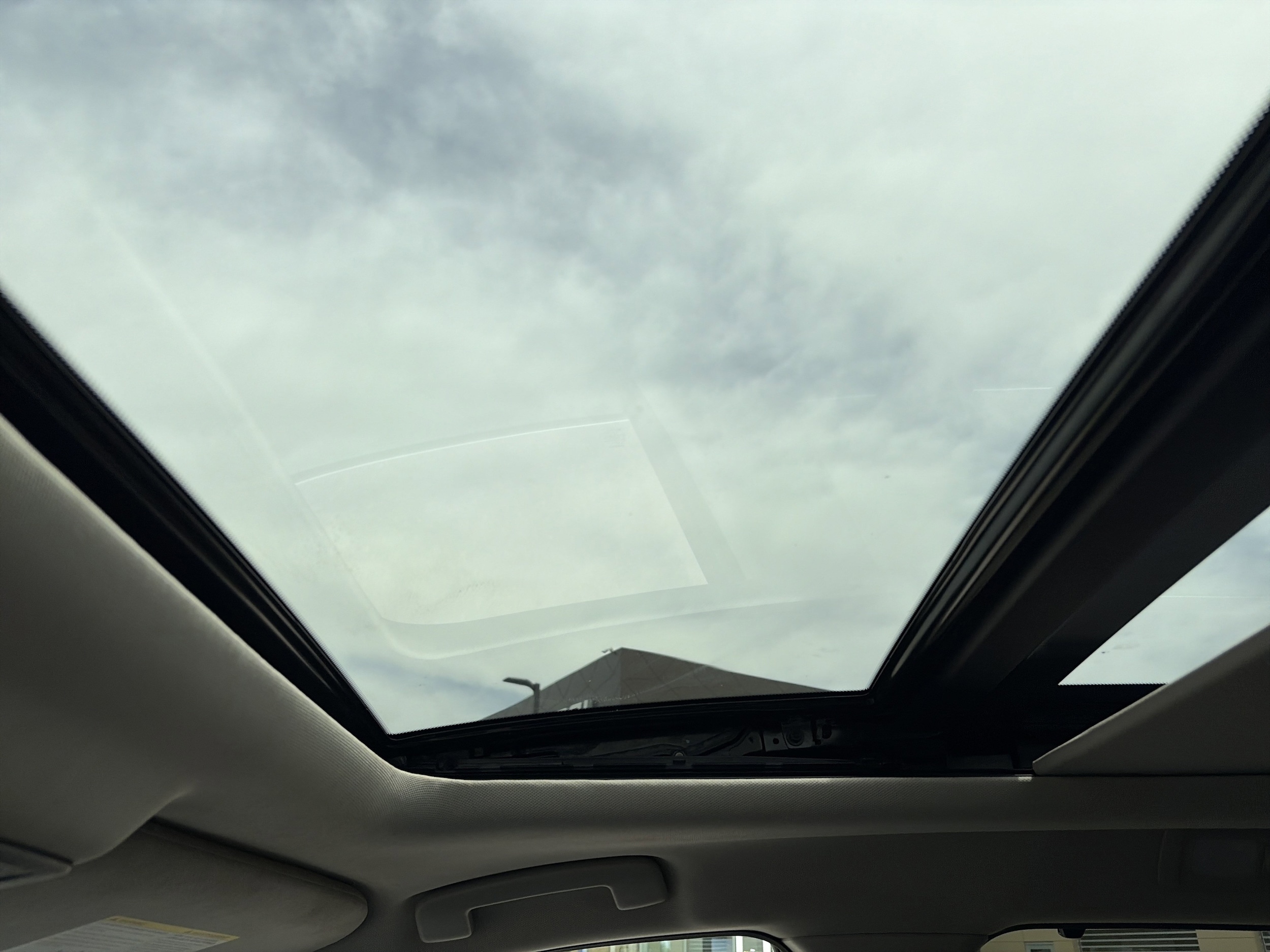 2023 Nissan Pathfinder SL - Photo 18