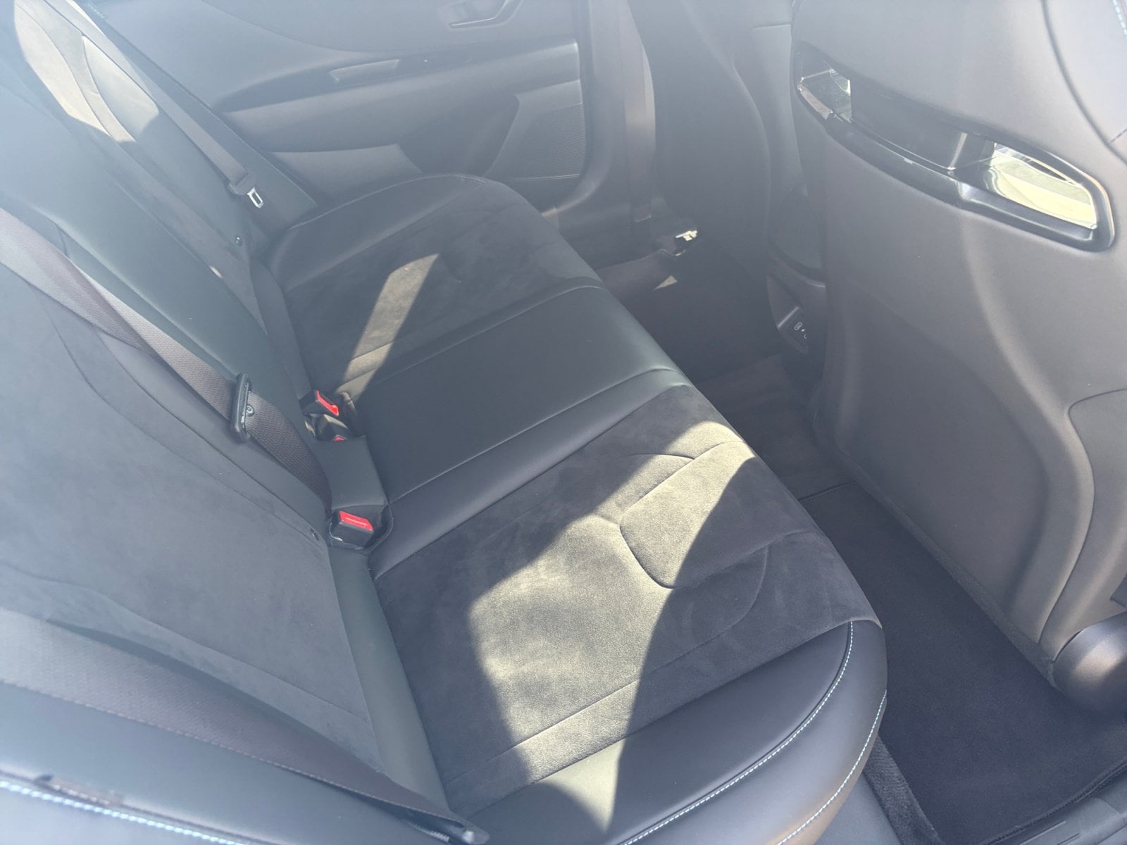 2025 Hyundai Elantra N - Photo 15