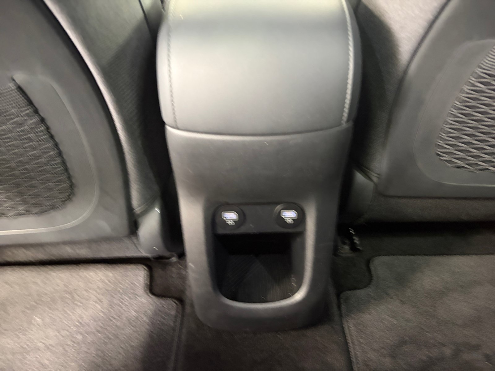 2024 Hyundai IONIQ 5 Limited - Photo 31