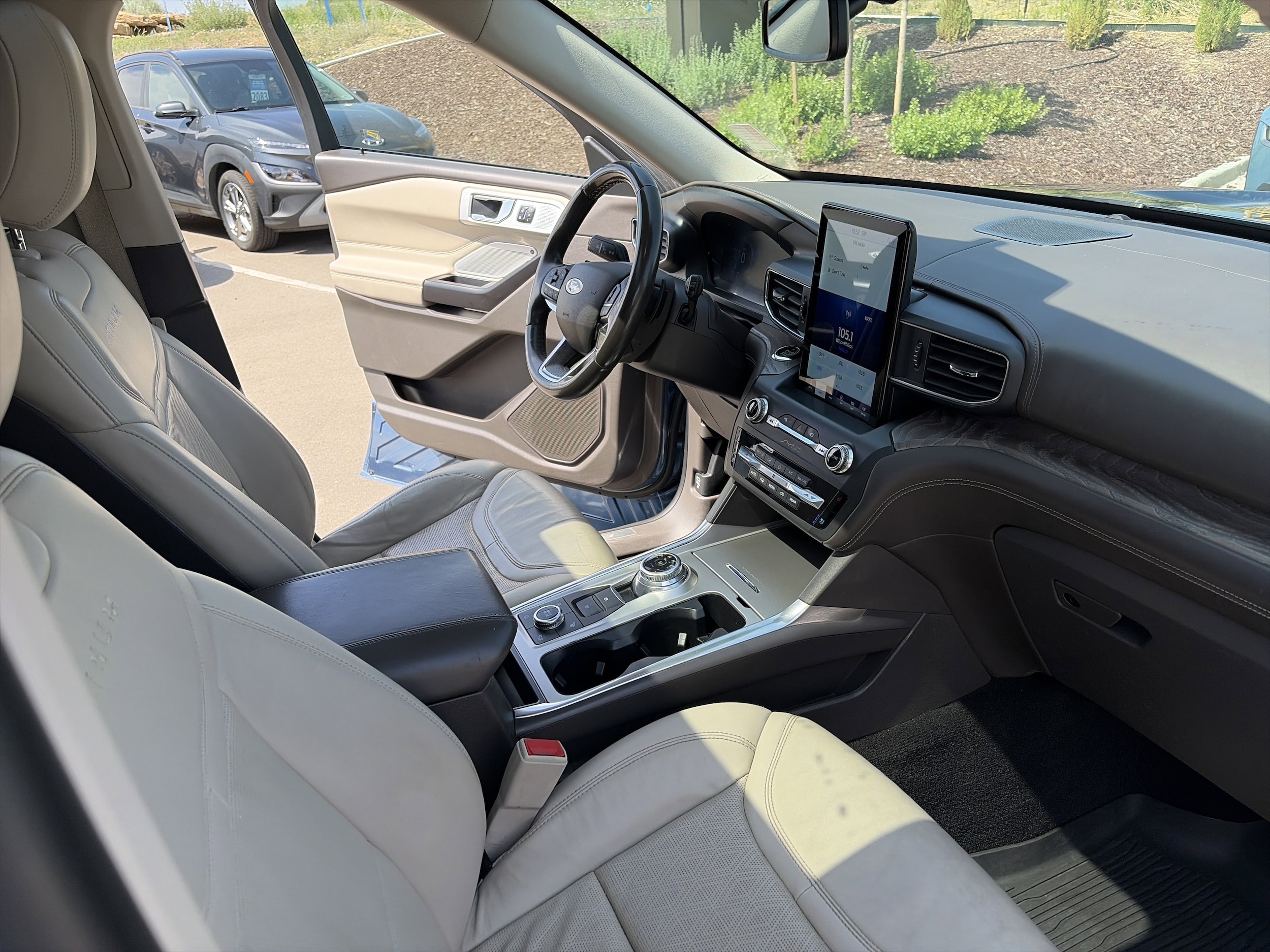 2020 Ford Explorer Platinum - Photo 32