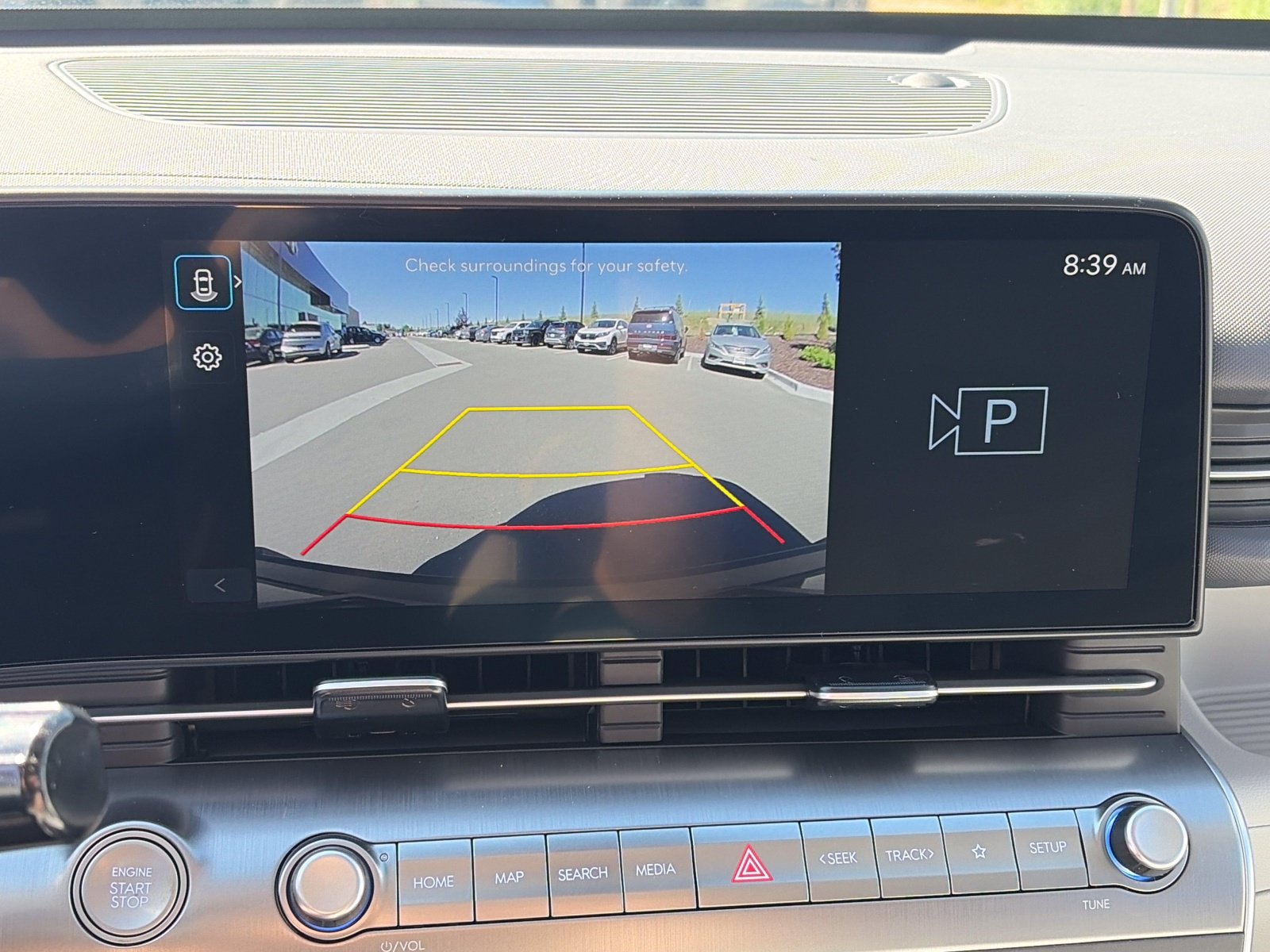 2025 Hyundai Kona SEL - Photo 17