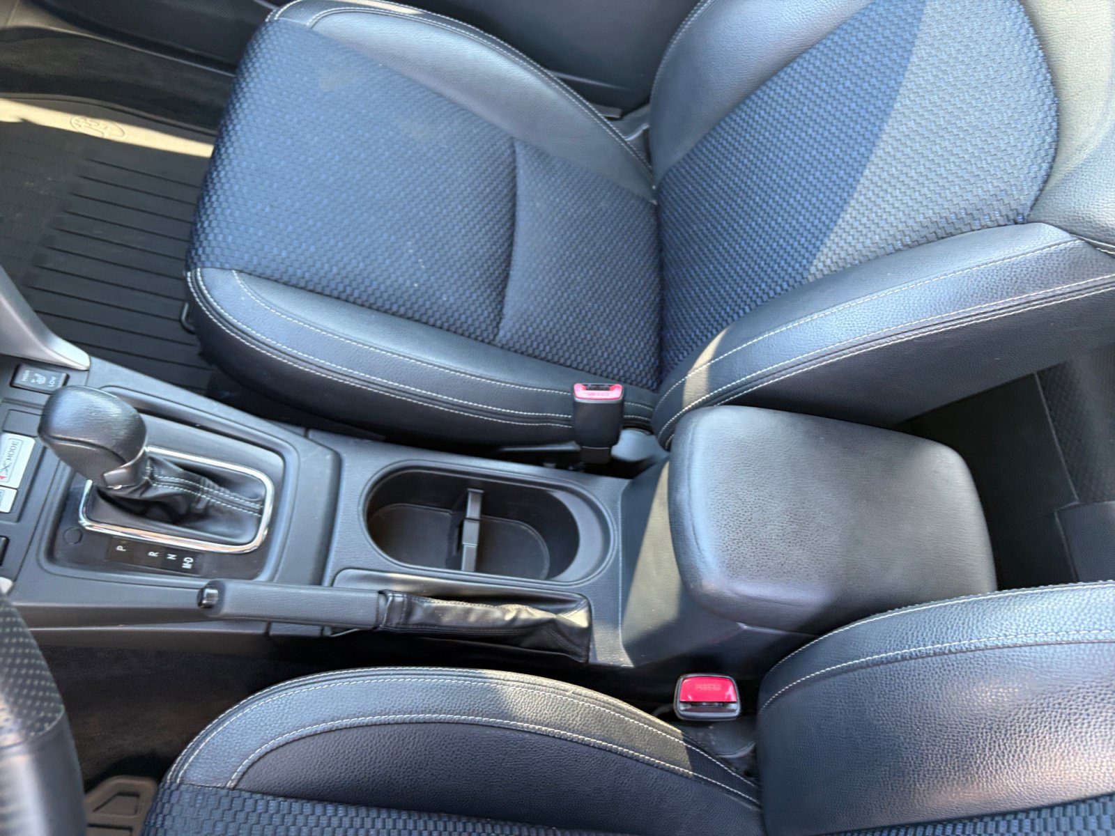 2015 Subaru Forester XT Premium - Photo 16