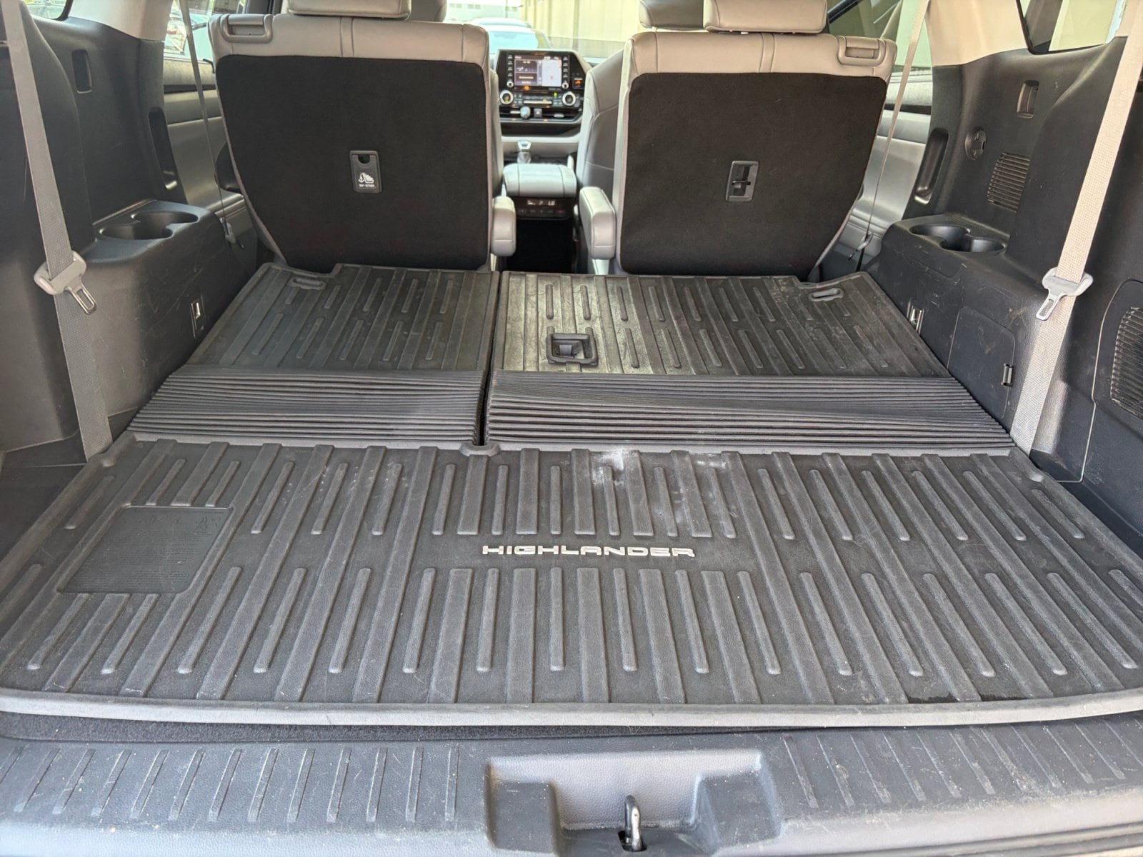 2021 Toyota Highlander XLE - Photo 35