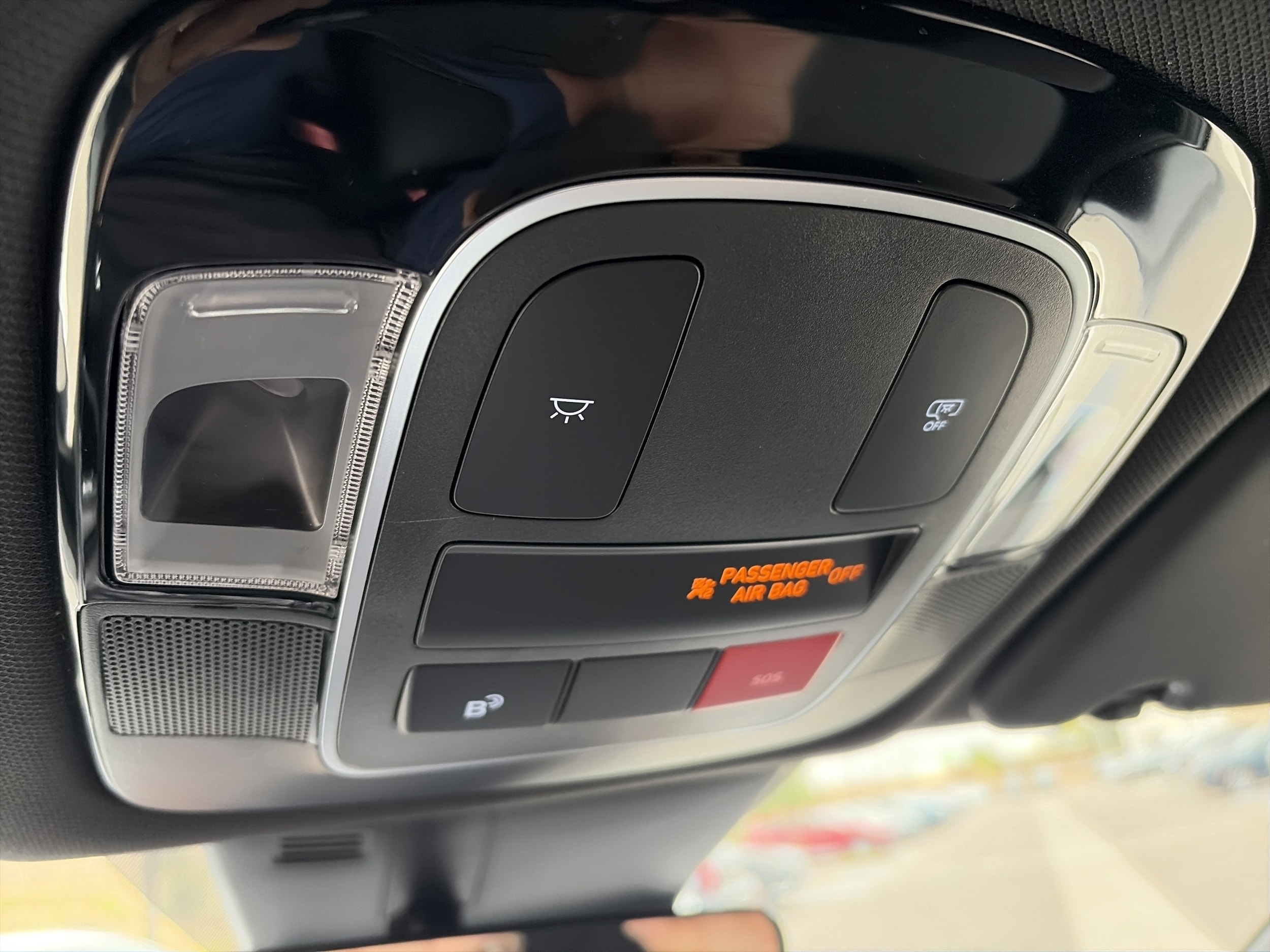 2025 Hyundai Santa Cruz SE - Photo 17