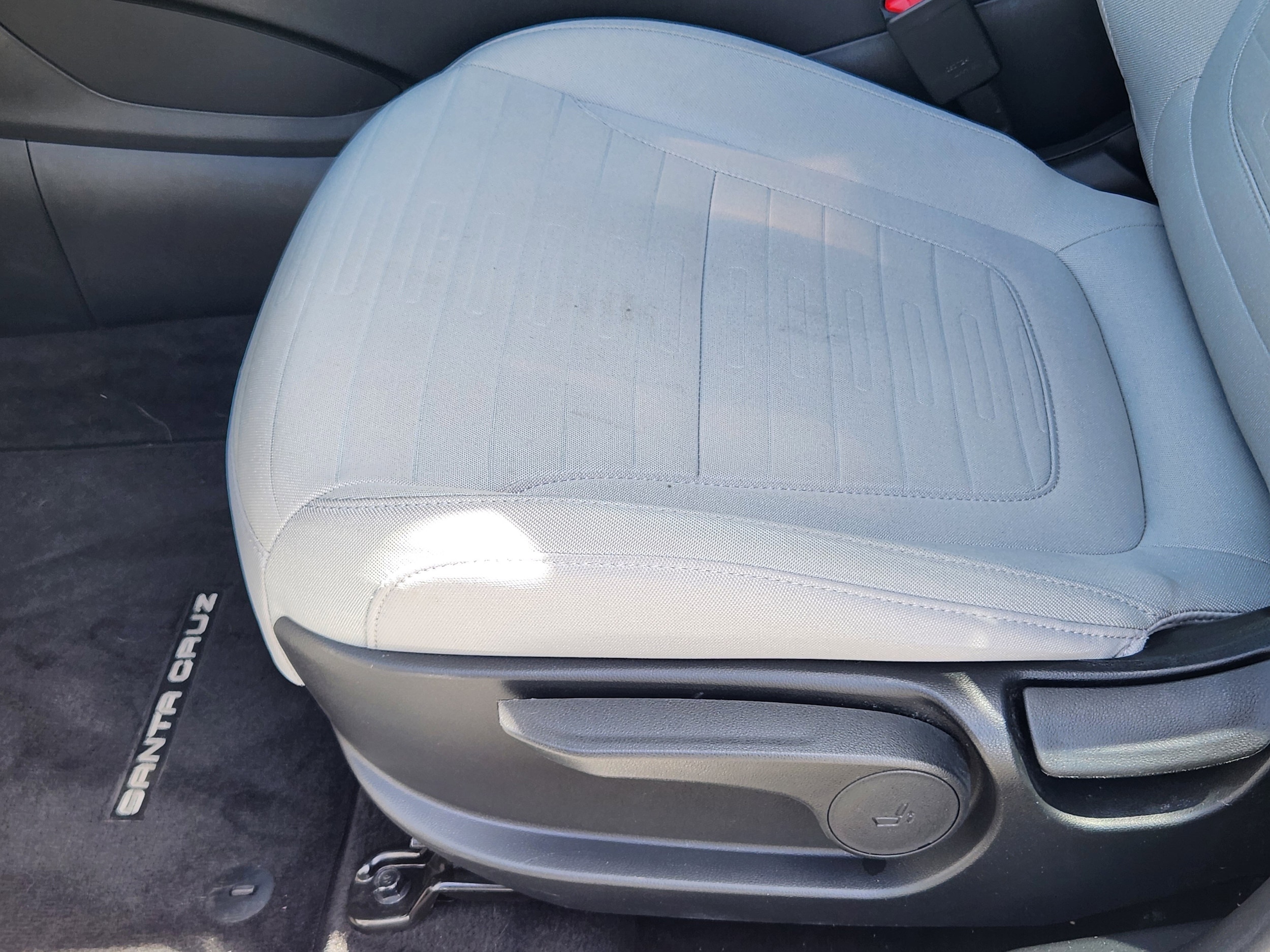 2025 Hyundai Santa Cruz SE - Photo 12