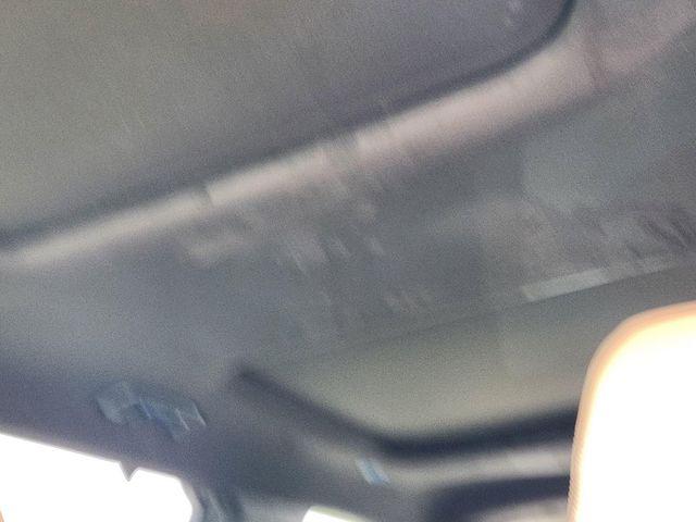Photo 34