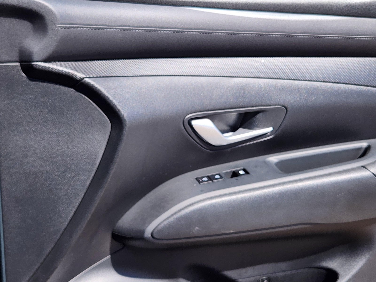 2025 Hyundai Santa Cruz SE - Photo 15