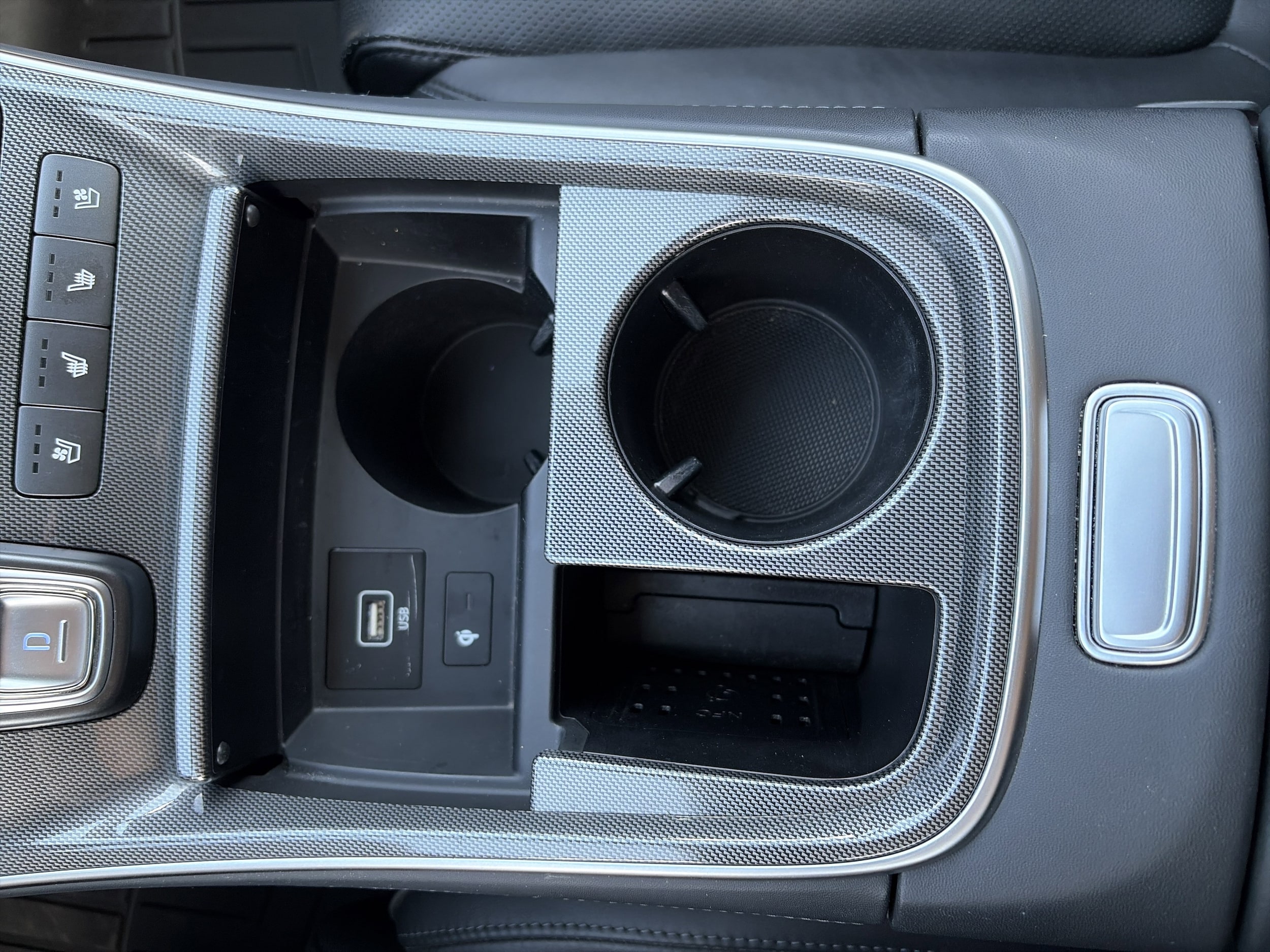 2022 Hyundai Santa Fe Limited - Photo 20