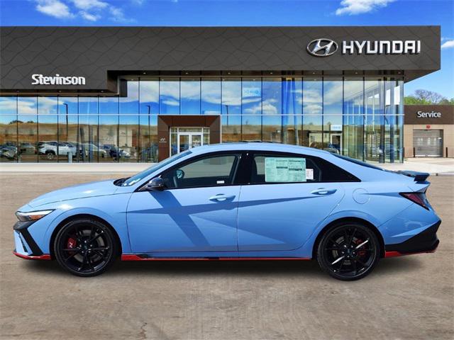 2025 Hyundai Elantra N photo 2