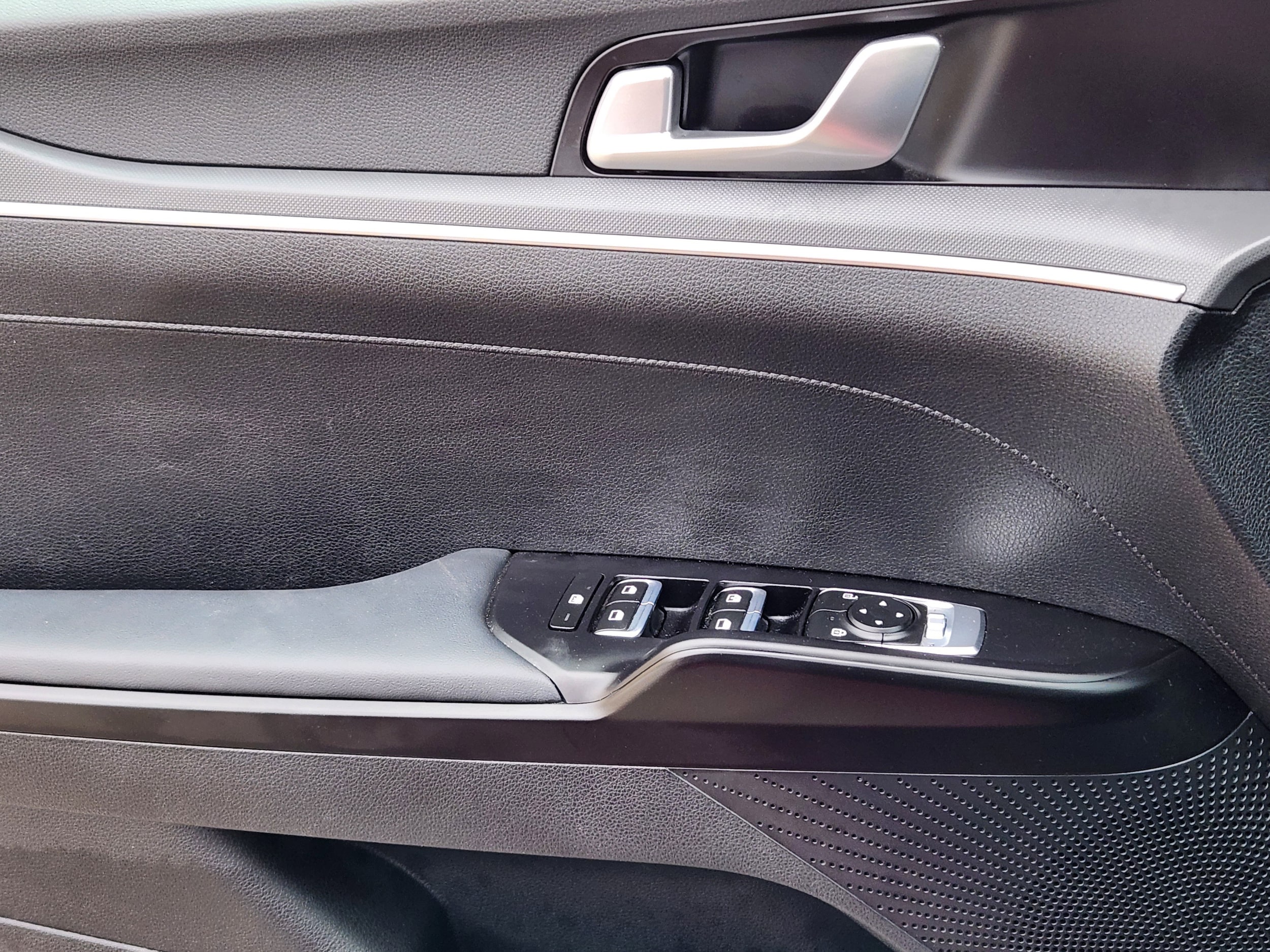 2024 Kia K5 GT-Line - Photo 10