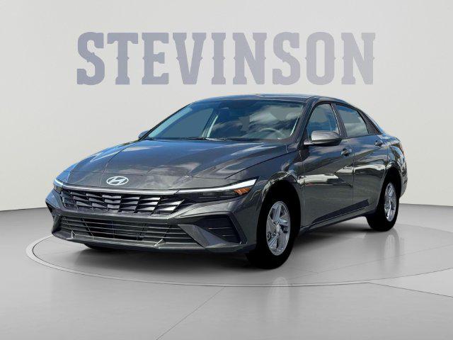New 2026 Hyundai Elantra SE Sedan