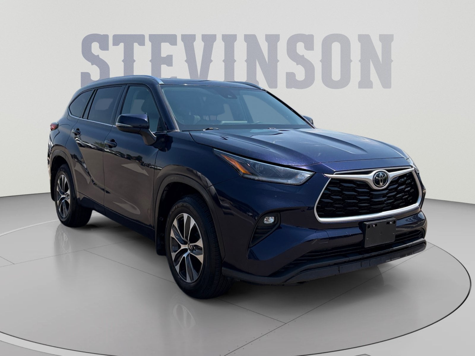 2021 Toyota Highlander XLE - Photo 8