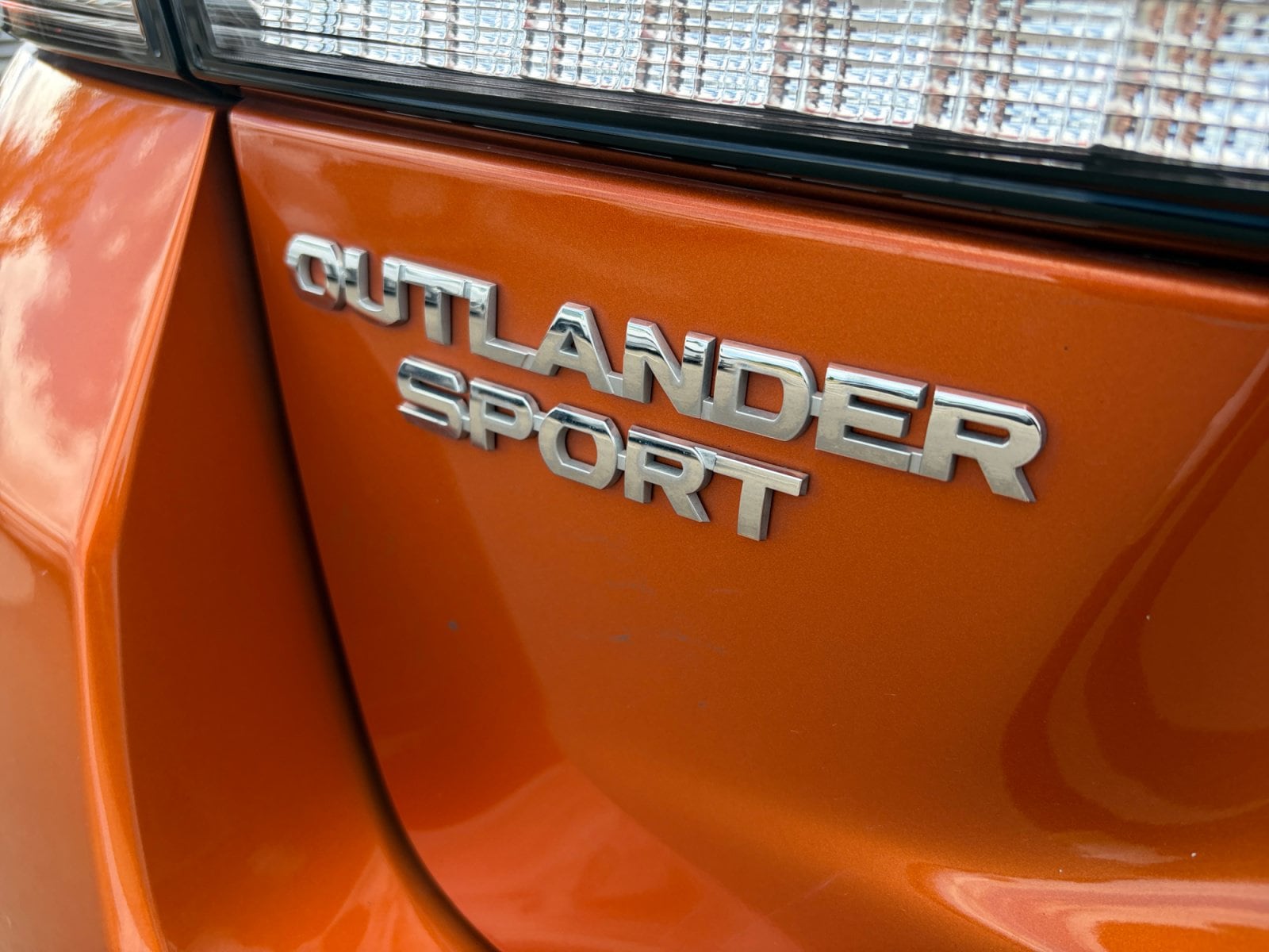 2024 Mitsubishi Outlander Sport LE - Photo 24