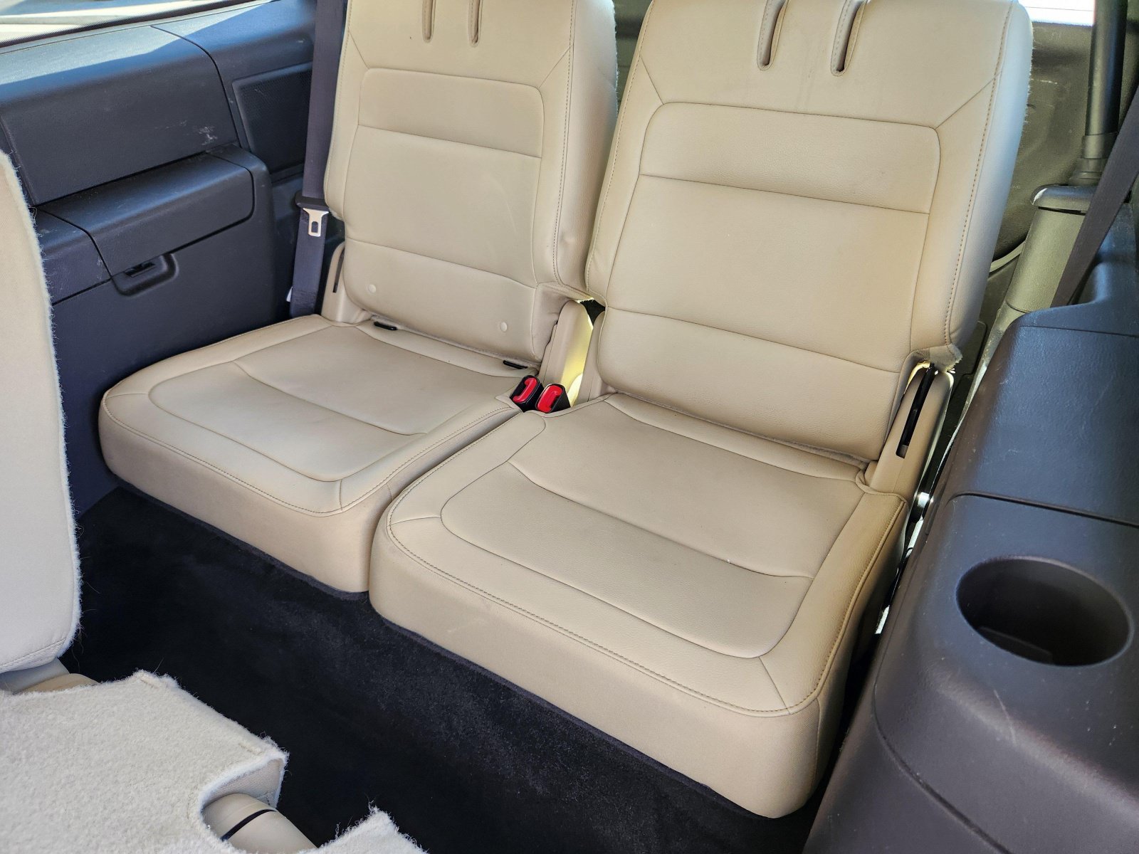 2019 Ford Flex Limited - Photo 15