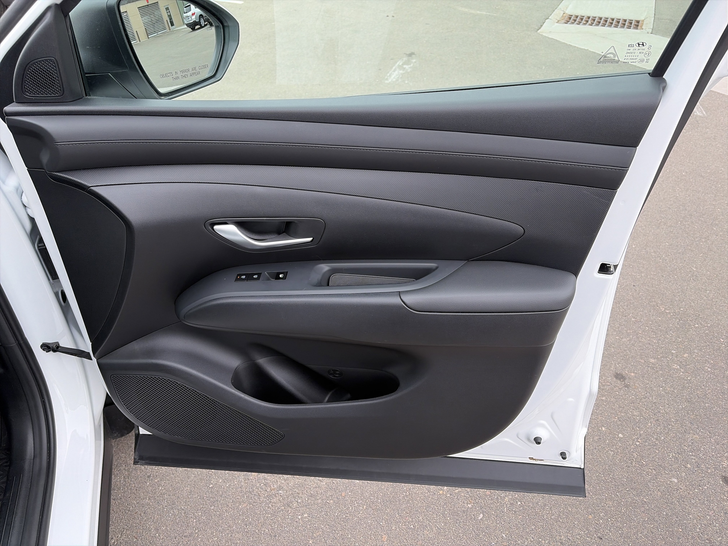2025 Hyundai Santa Cruz SE - Photo 20