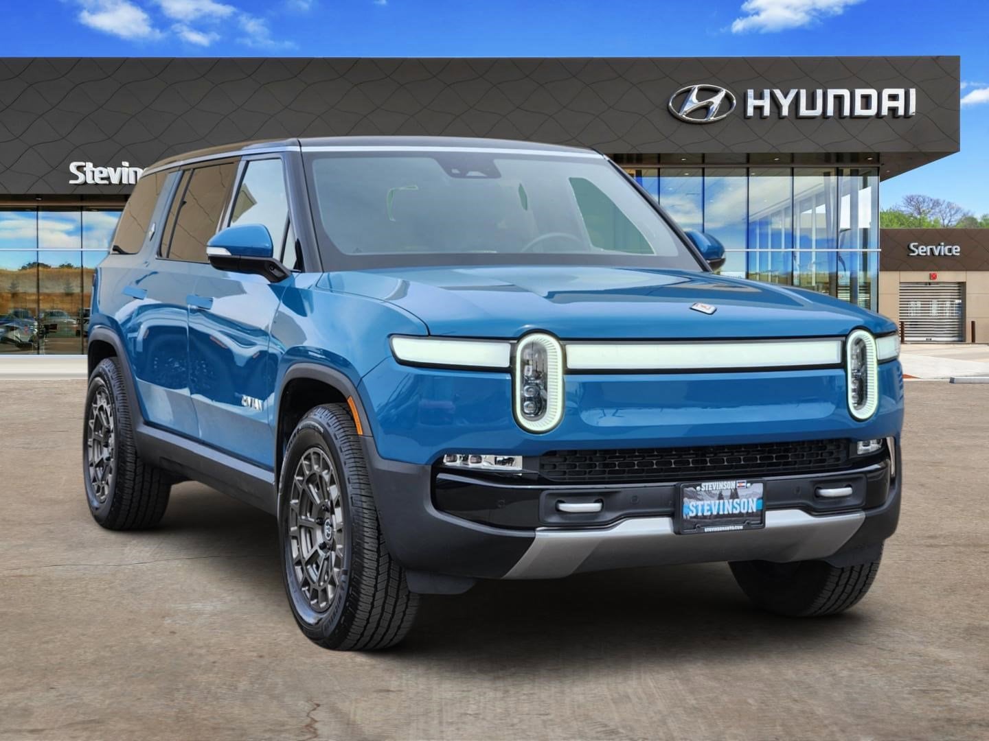 2024 Rivian R1S Adventure - Photo 6