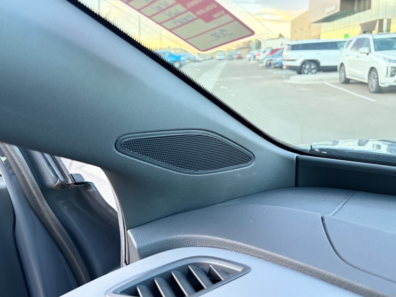 2023 Volkswagen ID.4 PRO - Photo 26