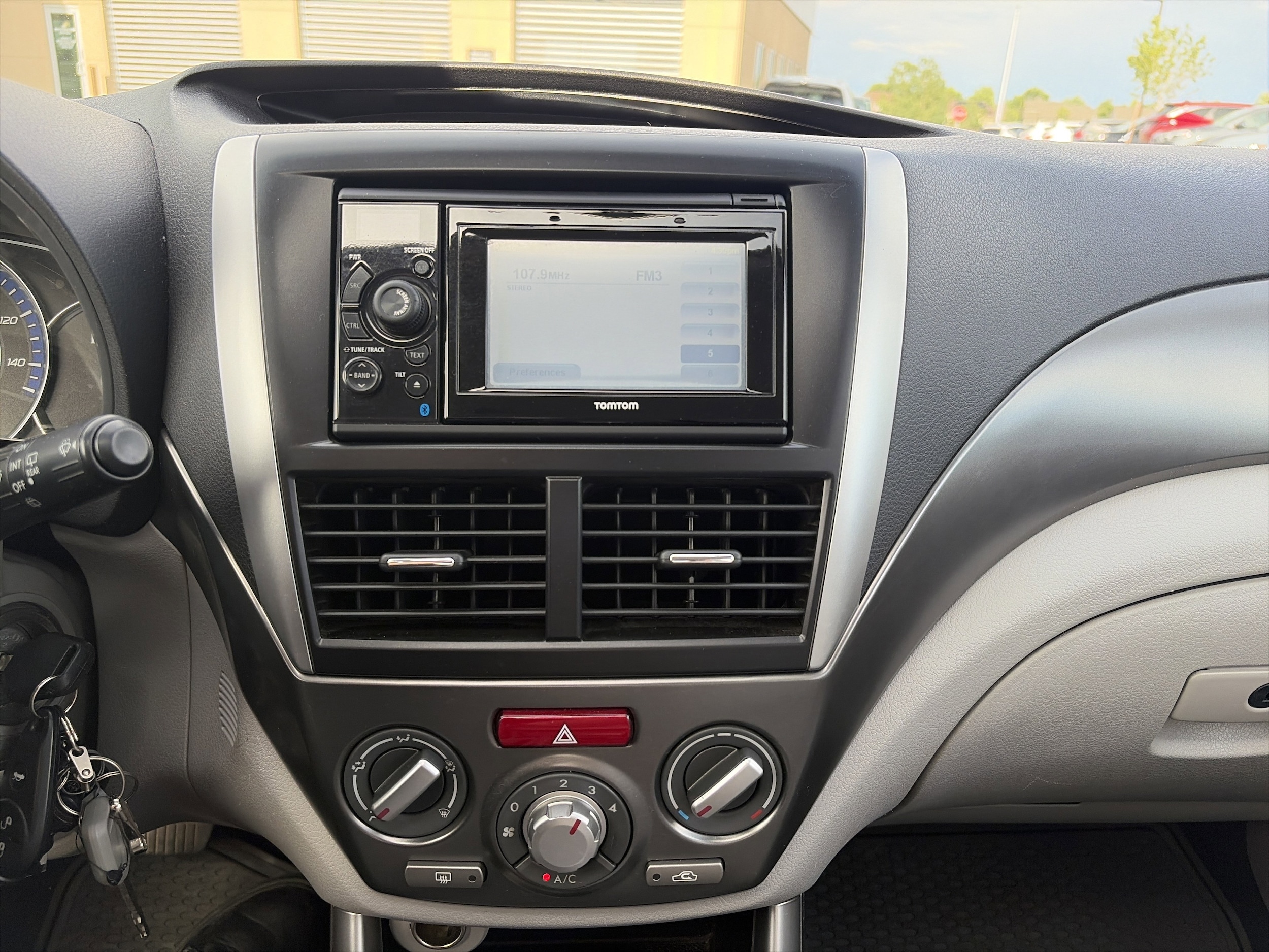 2011 Subaru Forester X Premium Package - Photo 17