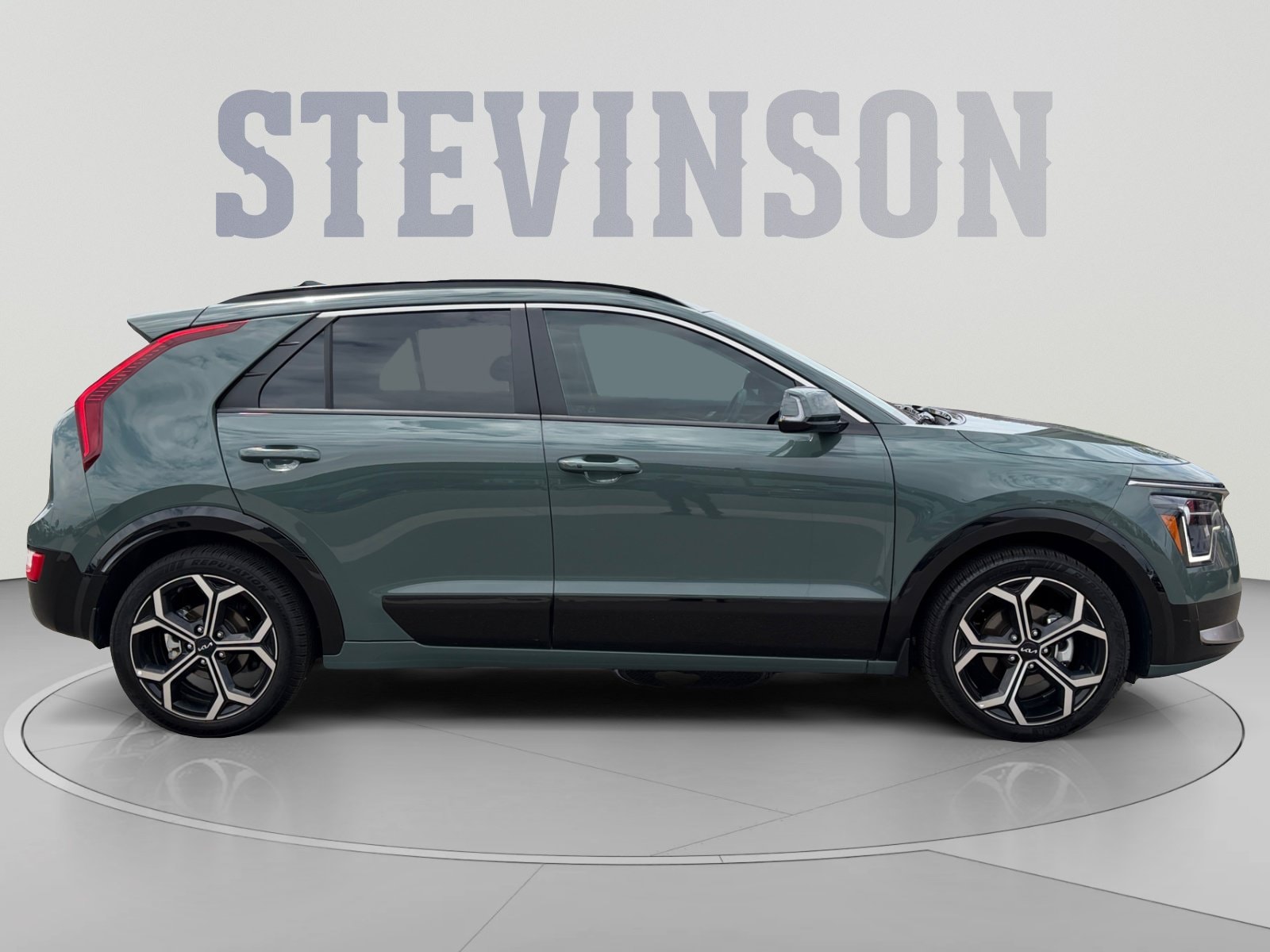 2023 Kia Niro EX Touring - Photo 7