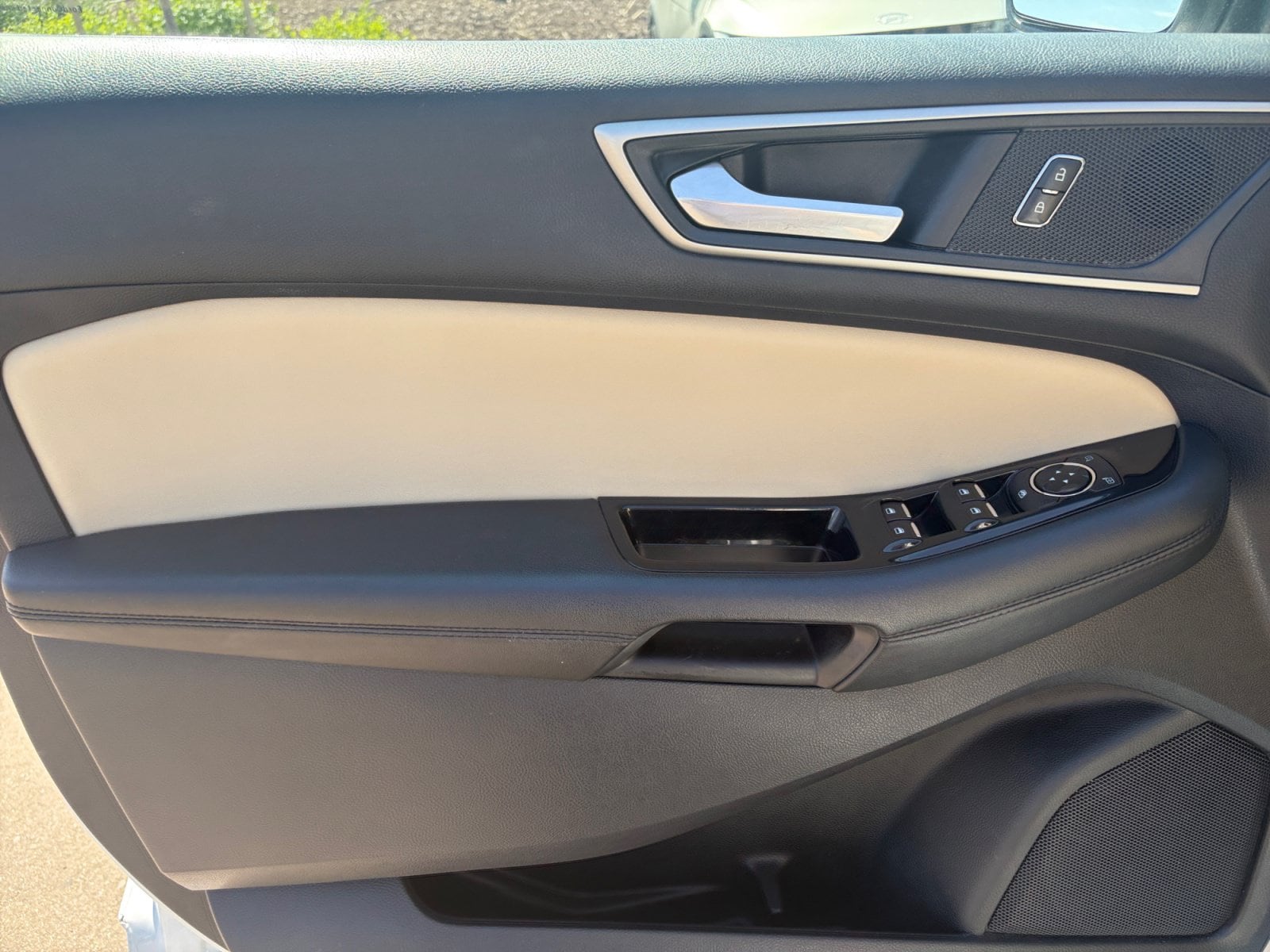 2020 Ford Edge SEL - Photo 14
