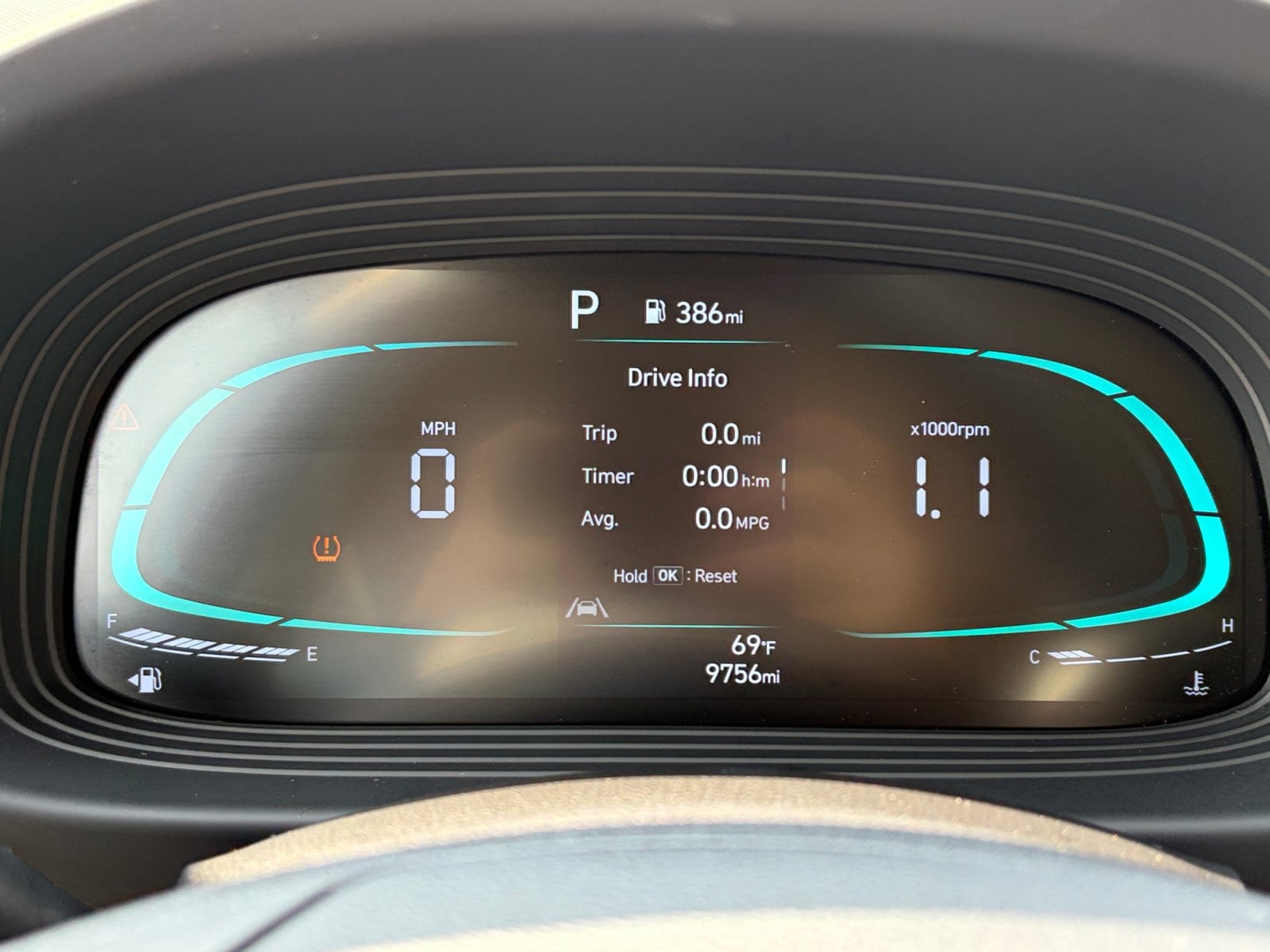 2025 Hyundai Venue SE - Photo 12