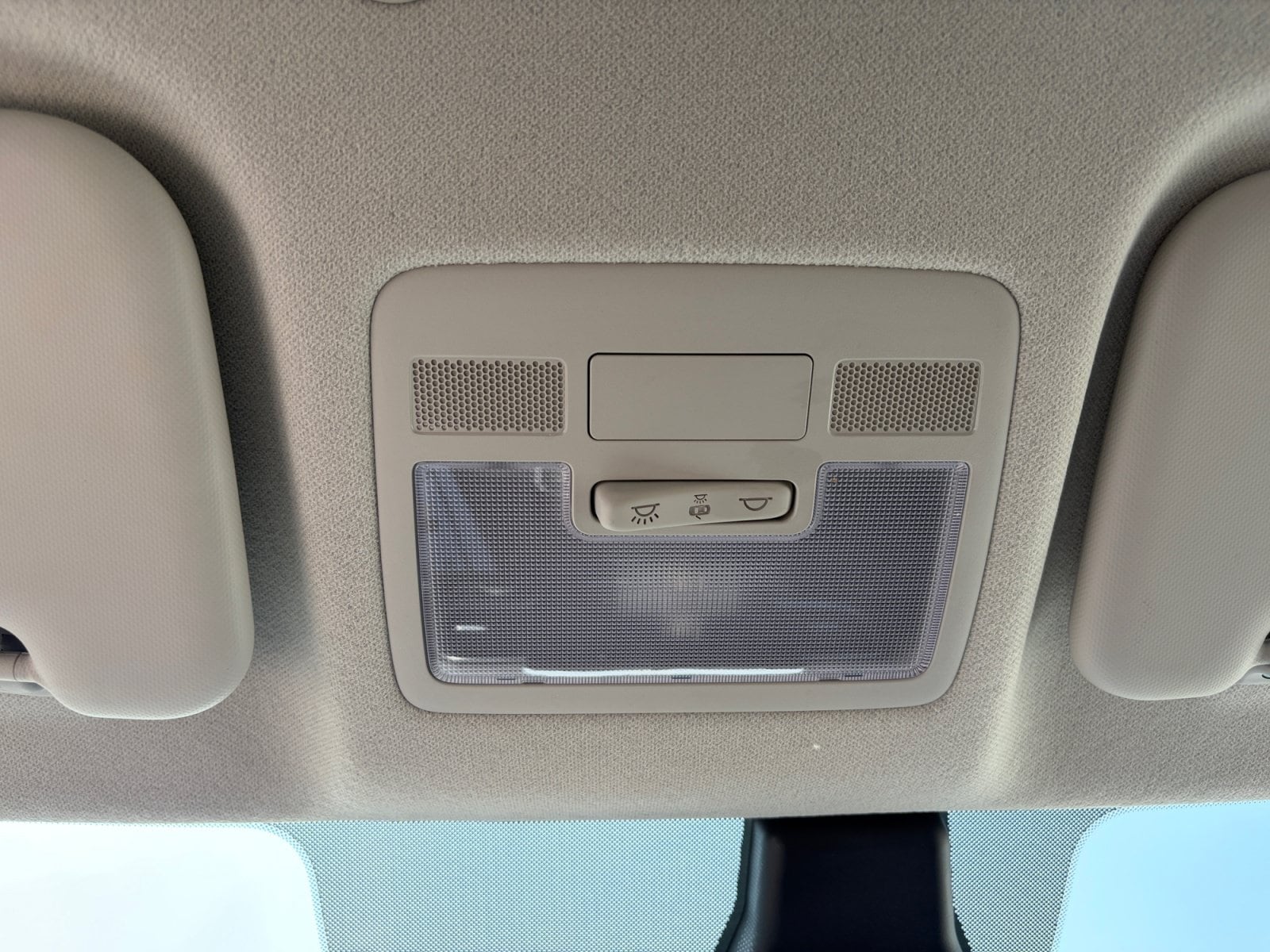 2025 Hyundai Venue SE - Photo 32