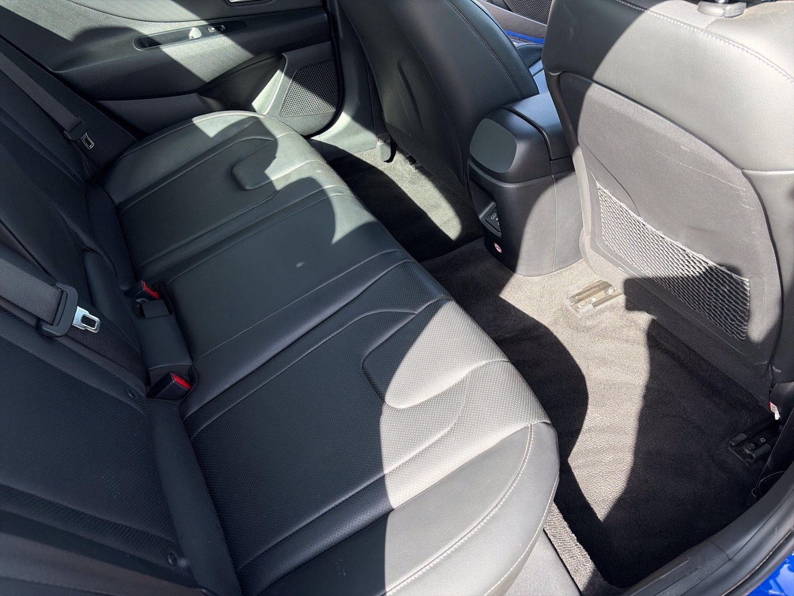 2025 Hyundai Elantra Limited - Photo 31