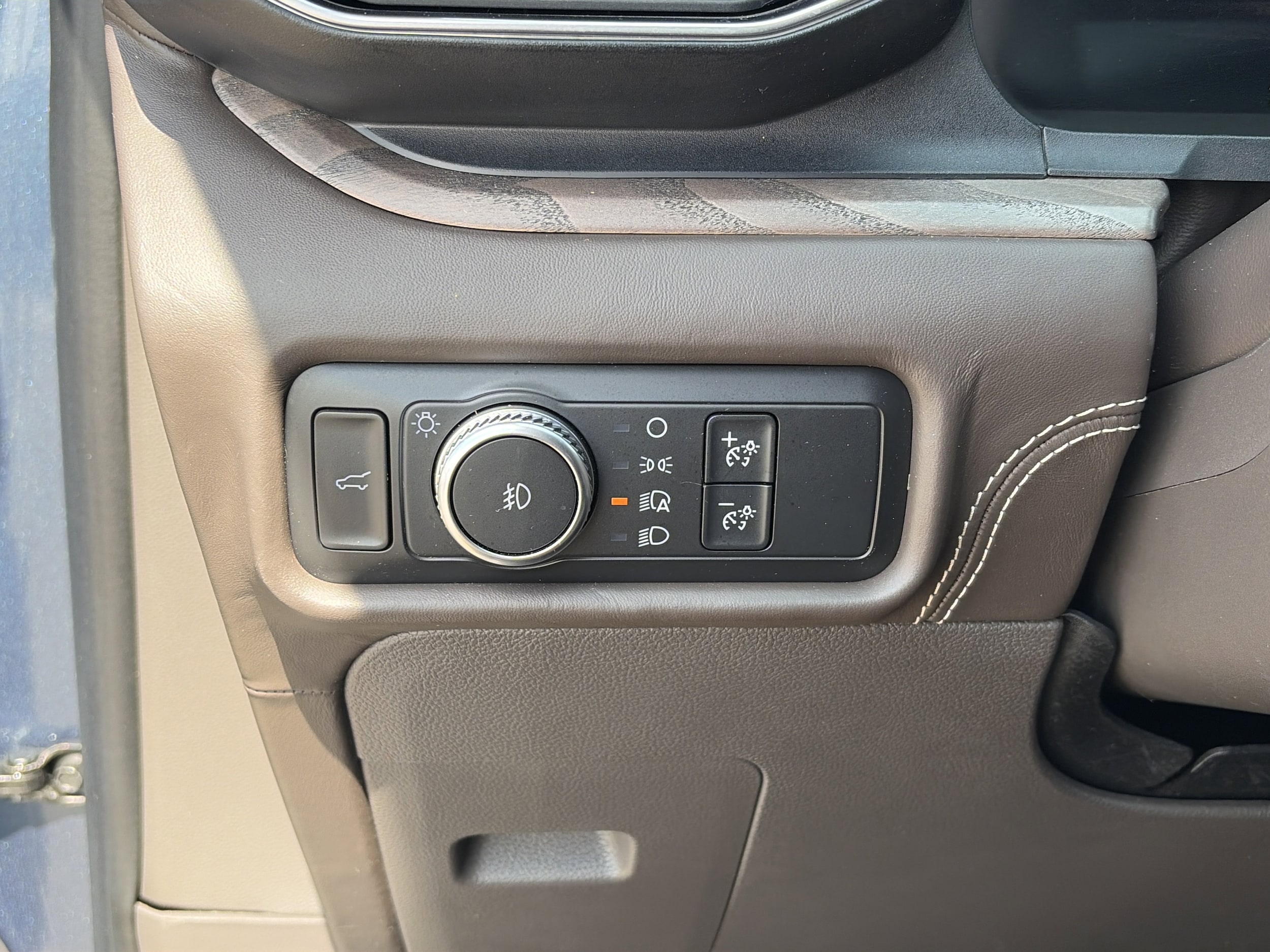 2020 Ford Explorer Platinum - Photo 15