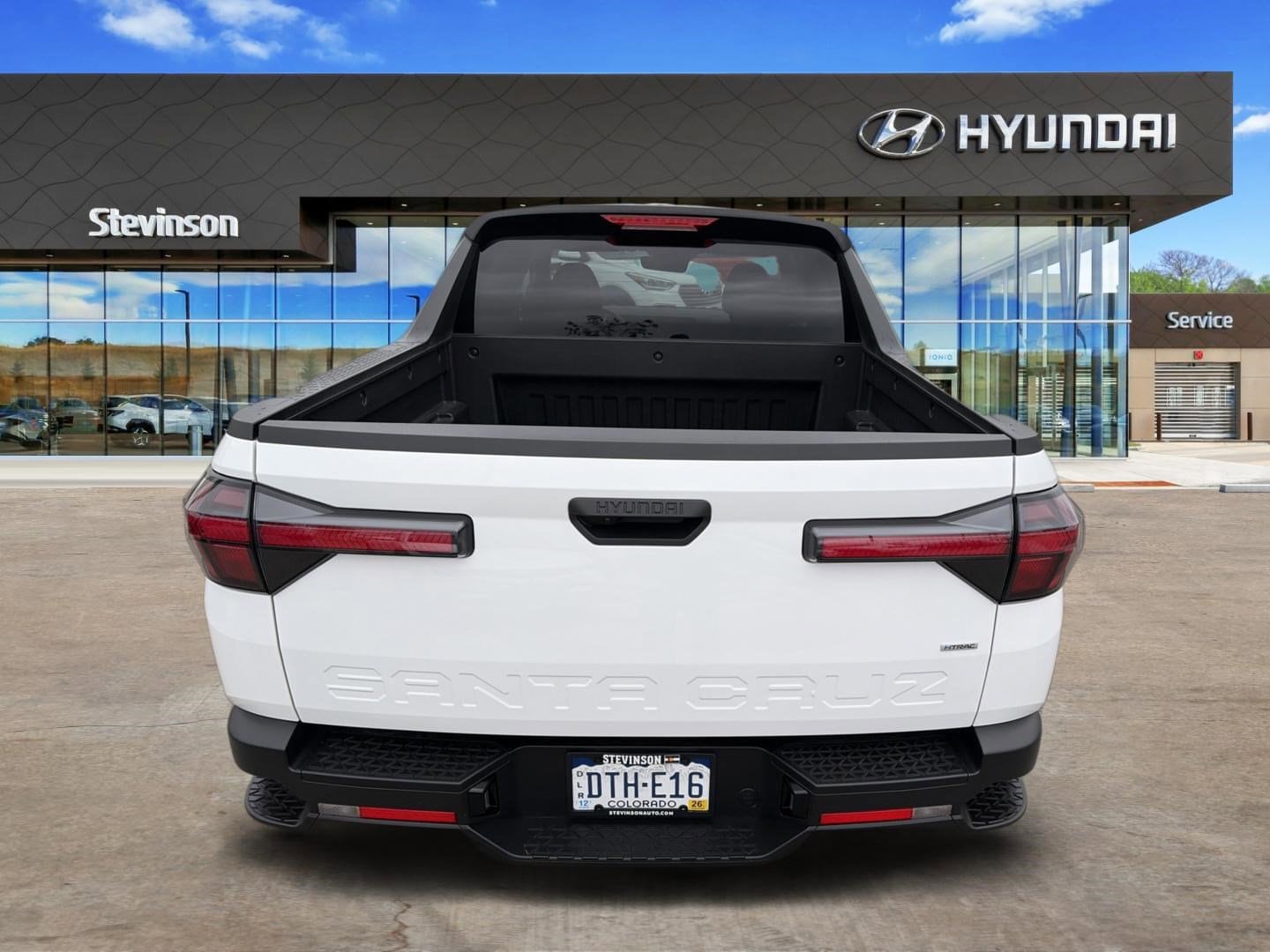 2025 Hyundai Santa Cruz SE - Photo 7