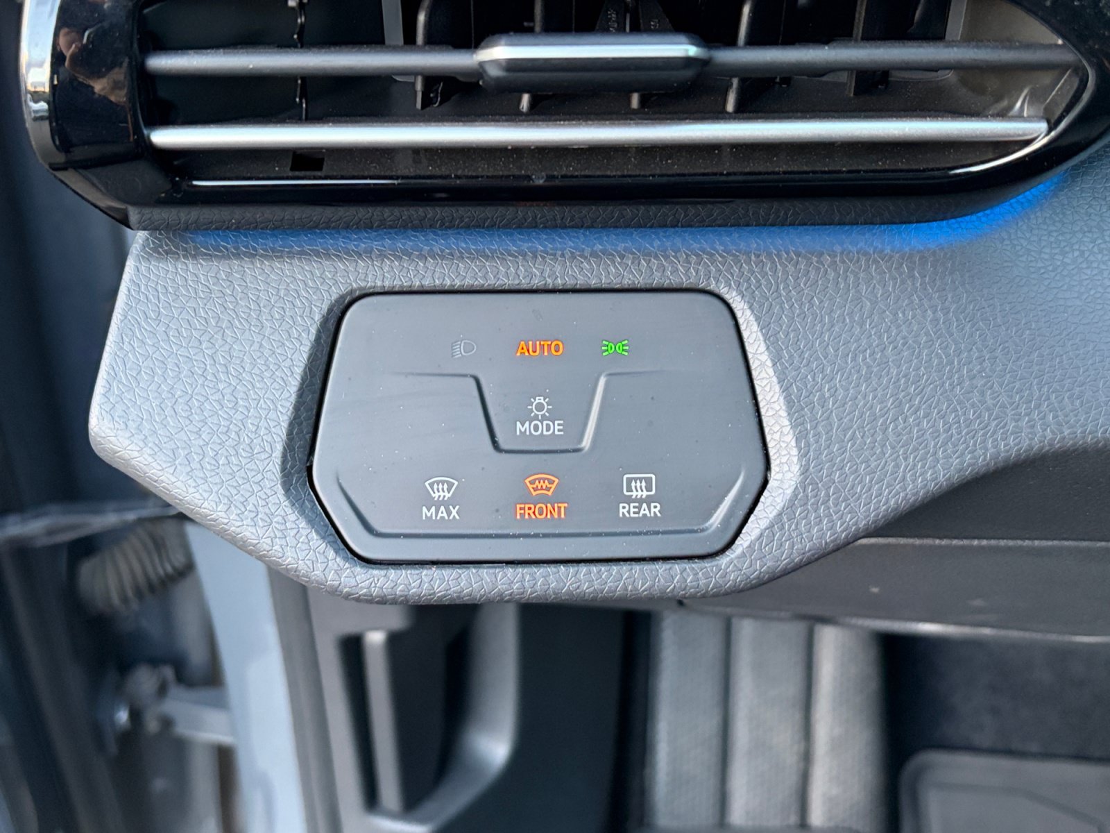 2023 Volkswagen ID.4 PRO - Photo 30