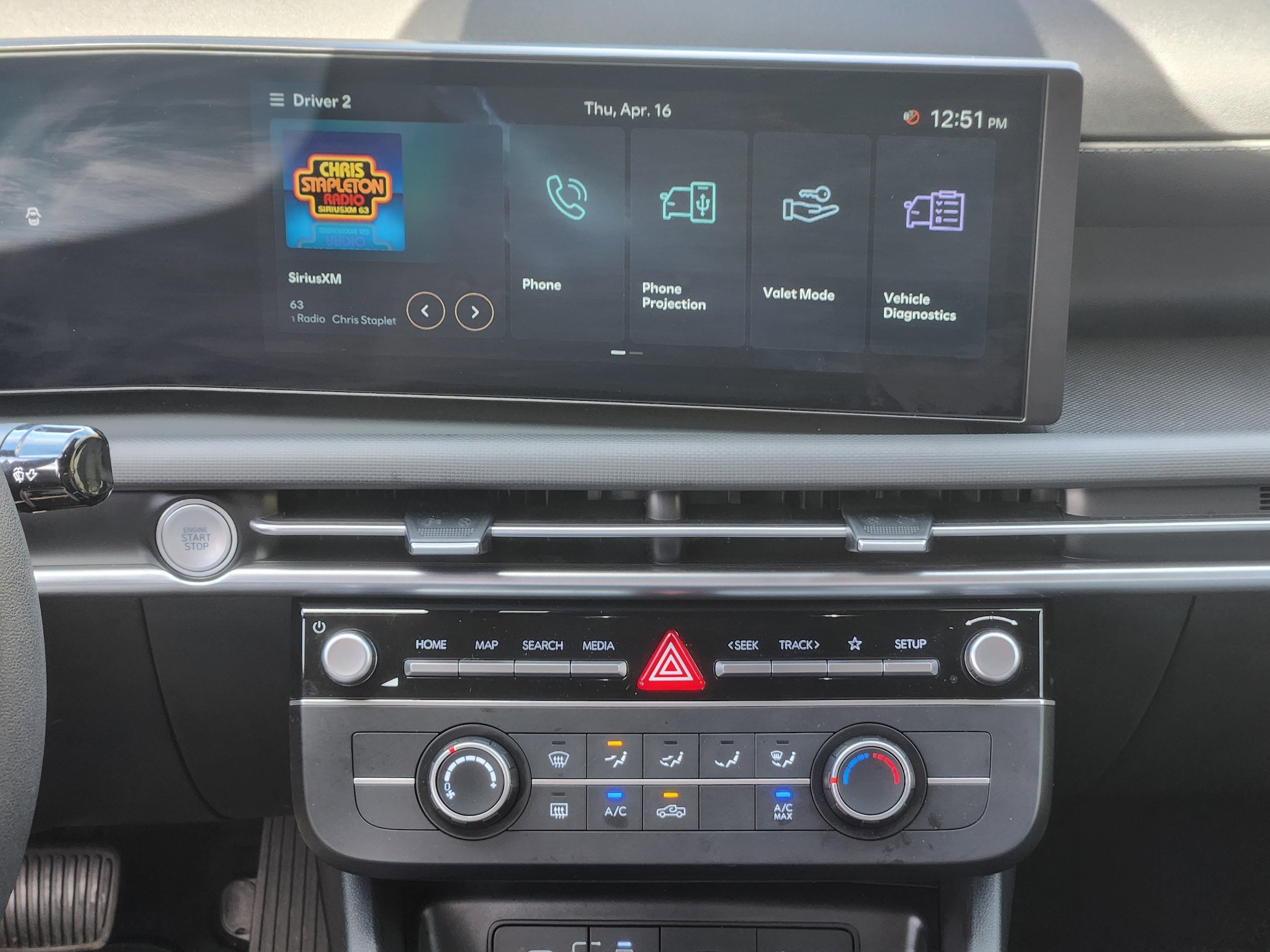 2025 Hyundai Santa Cruz SE - Photo 26
