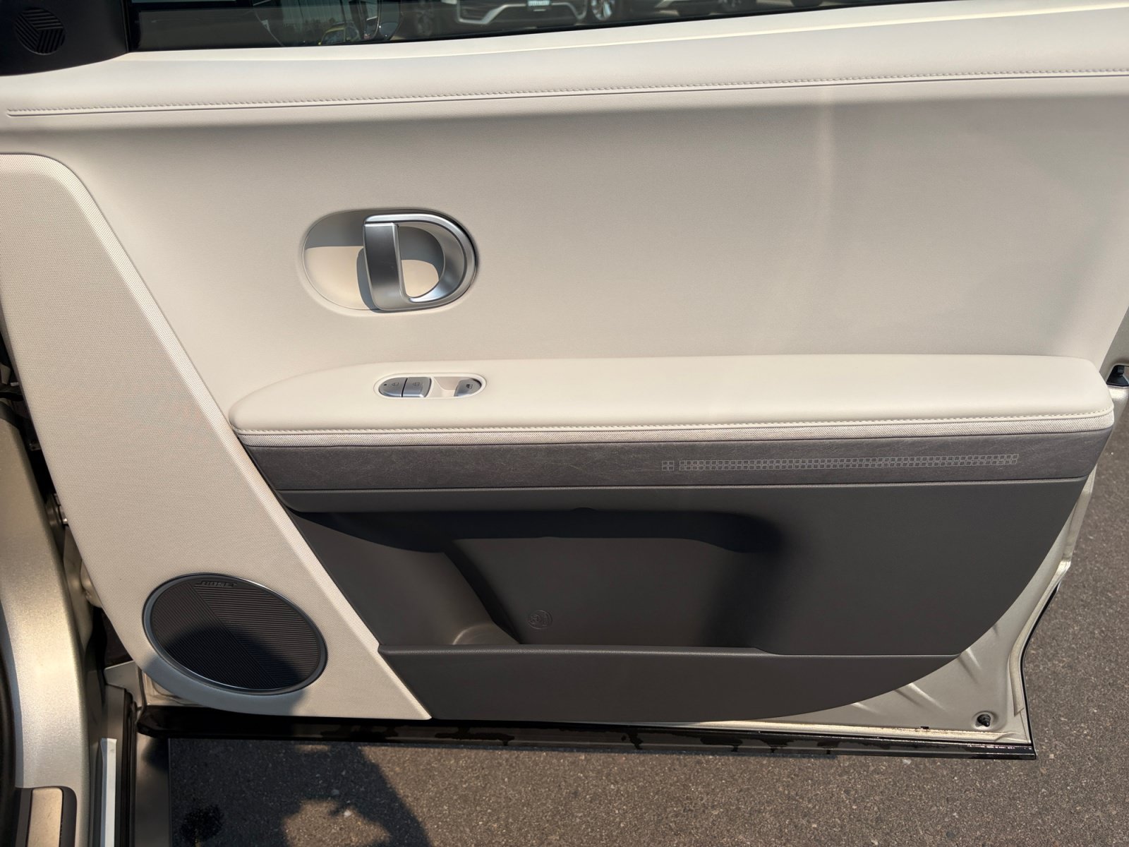 2023 Hyundai IONIQ 5 Limited - Photo 17