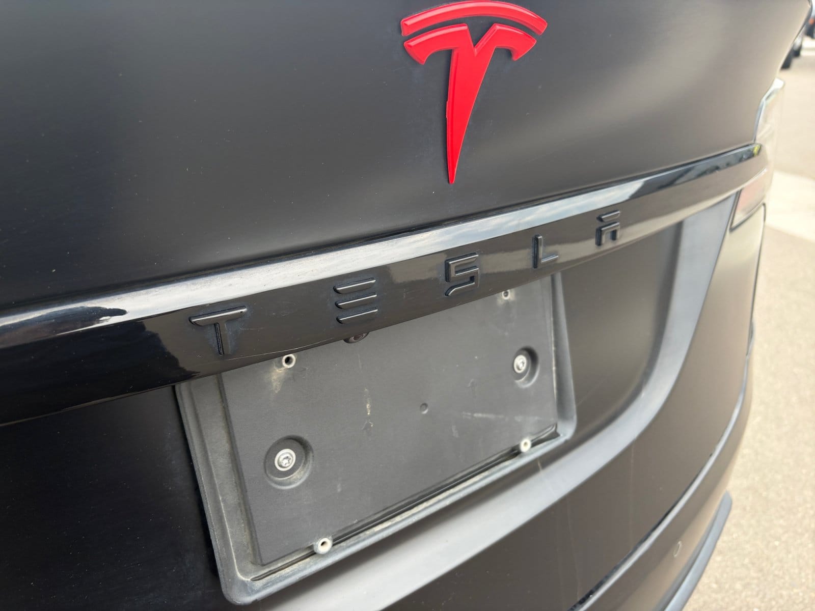 2022 Tesla Model X Long Range - Photo 24