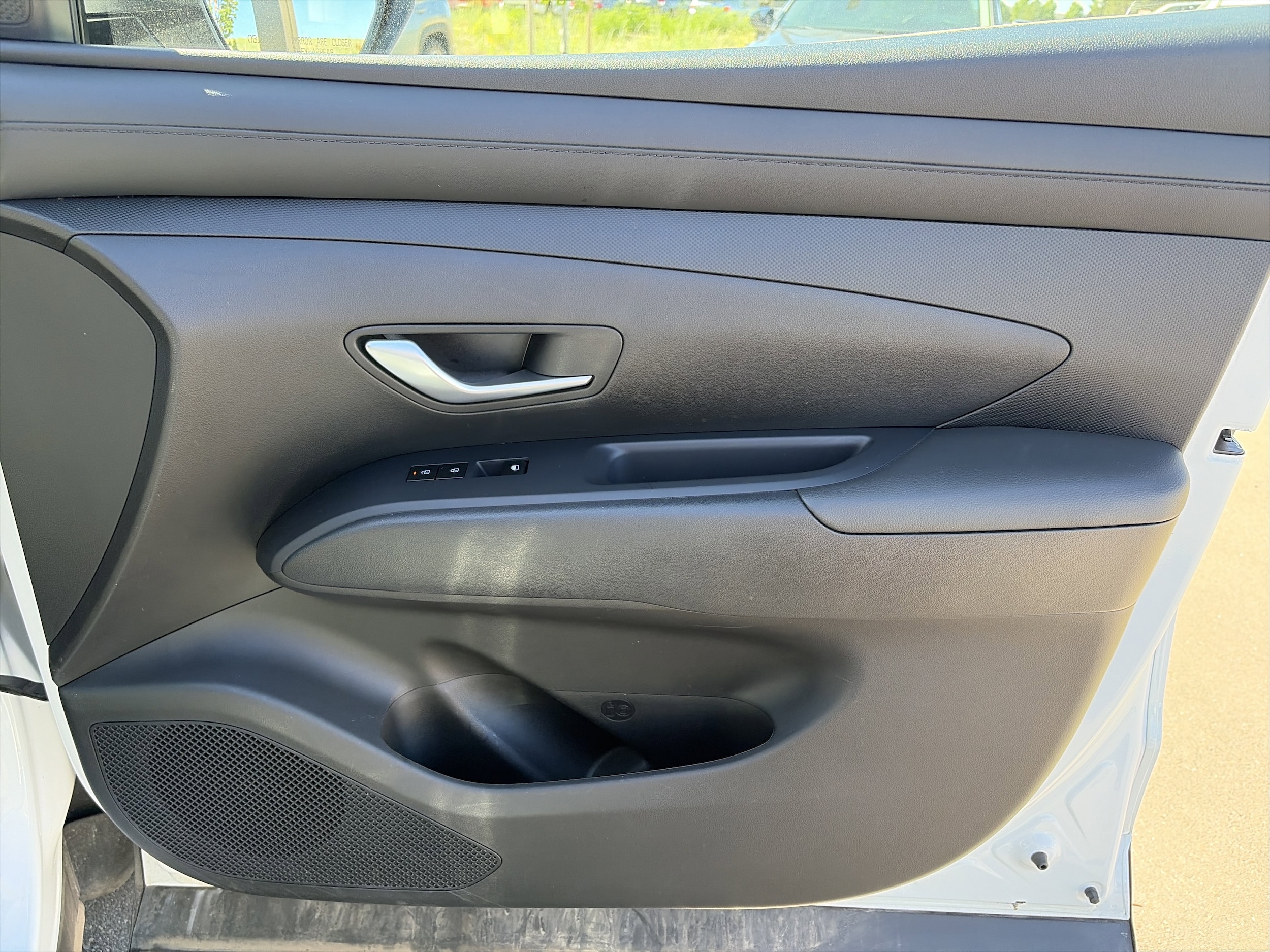 2025 Hyundai Santa Cruz SE - Photo 6