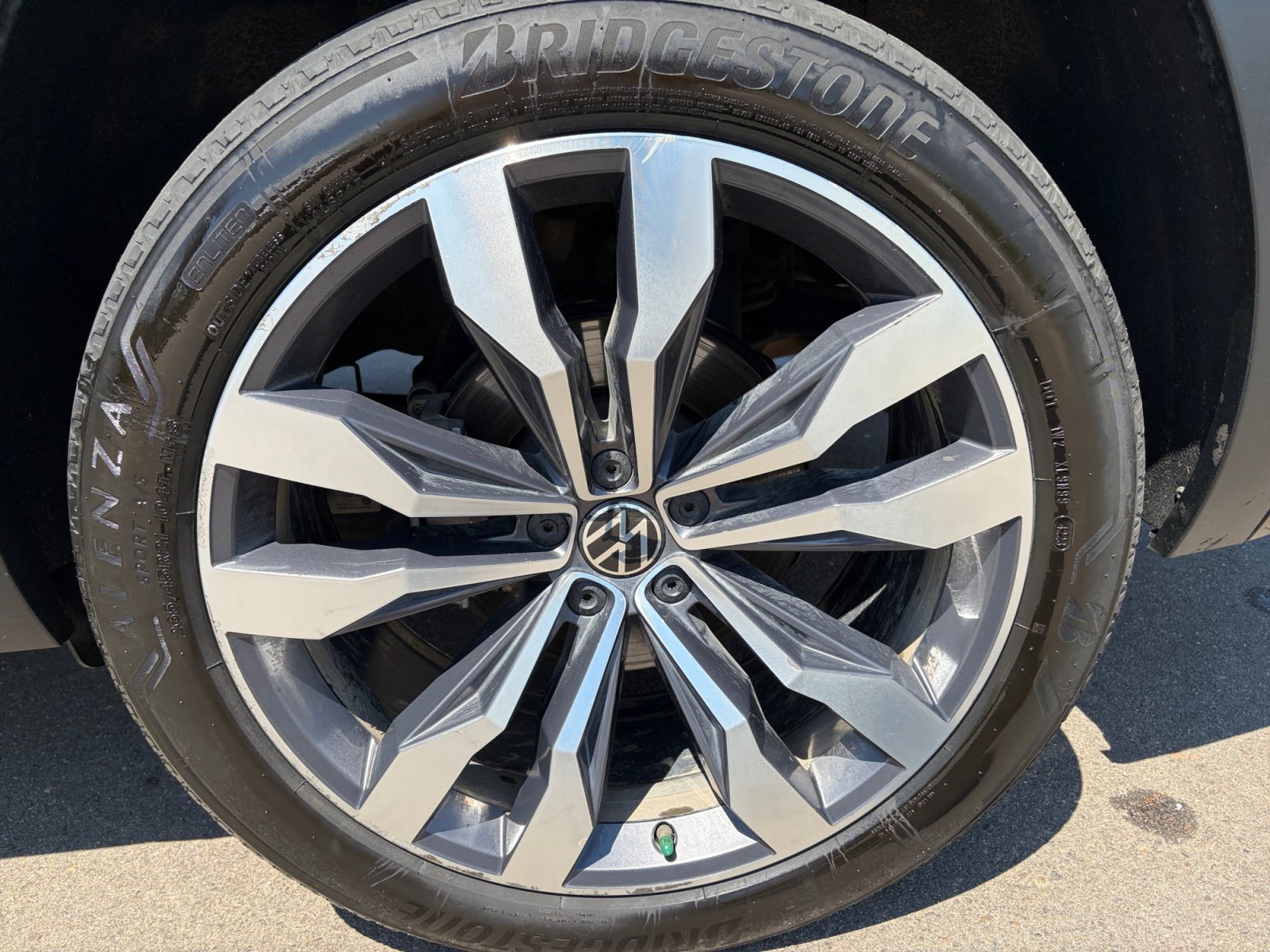 2022 Volkswagen Atlas SEL Premium R-Line - Photo 27