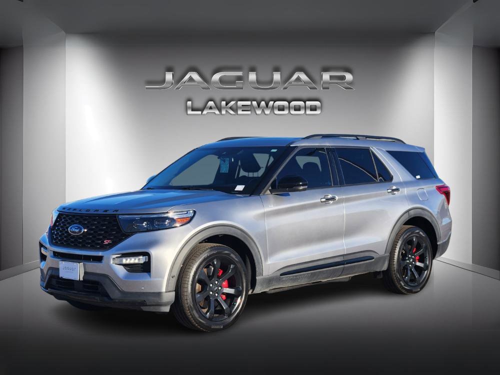 2021 Ford Explorer ST's photo