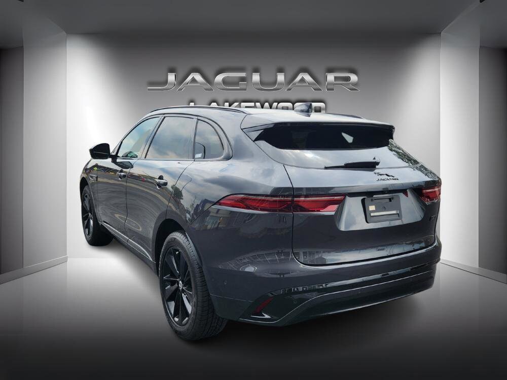 2026 Jaguar F-PACE P250 R-Dynamic S photo 3