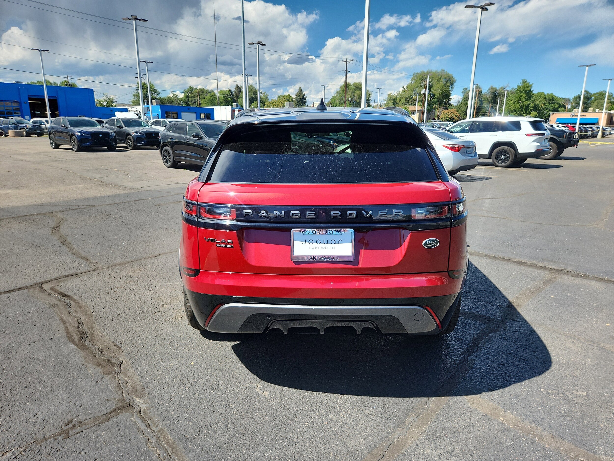 2019 Land Rover Range Rover Velar R-Dynamic SE photo 4