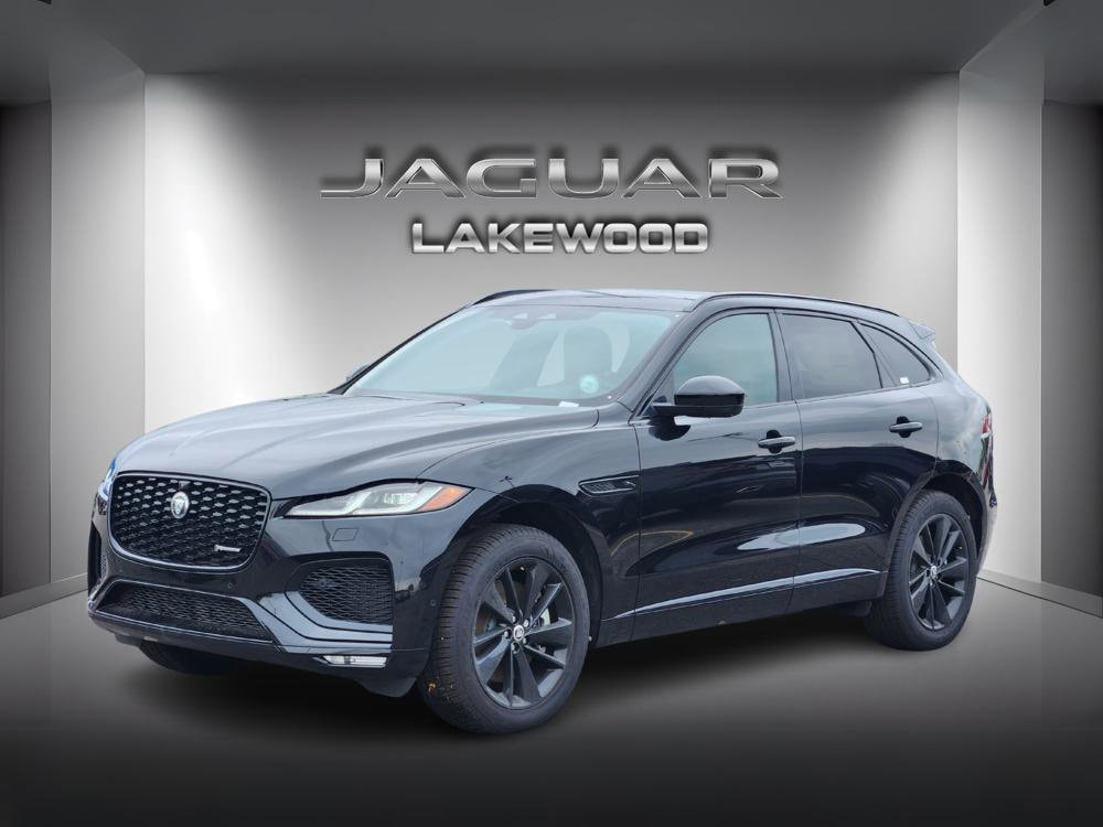 2025 Jaguar F-PACE R-Dynamic S's photo