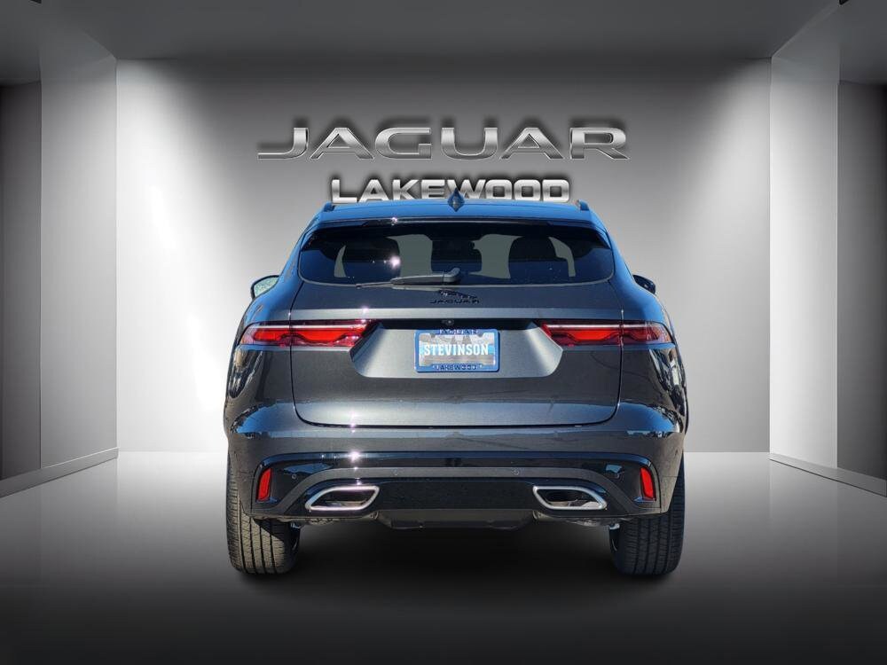 2025 Jaguar F-PACE P400 R-Dynamic S photo 4