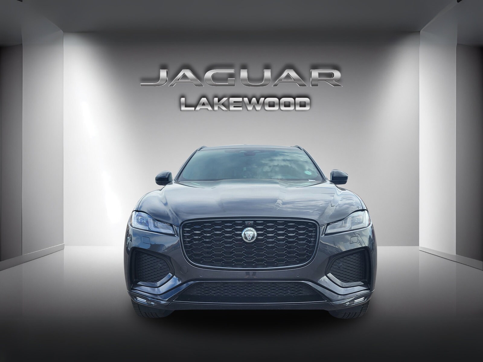 2026 Jaguar F-Pace R-Dynamic S - Photo 8