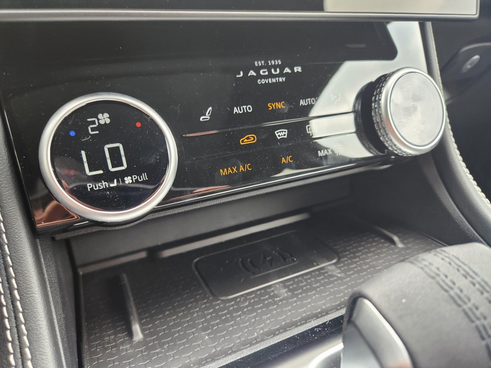 2026 Jaguar F-Pace R-Dynamic S - Photo 28